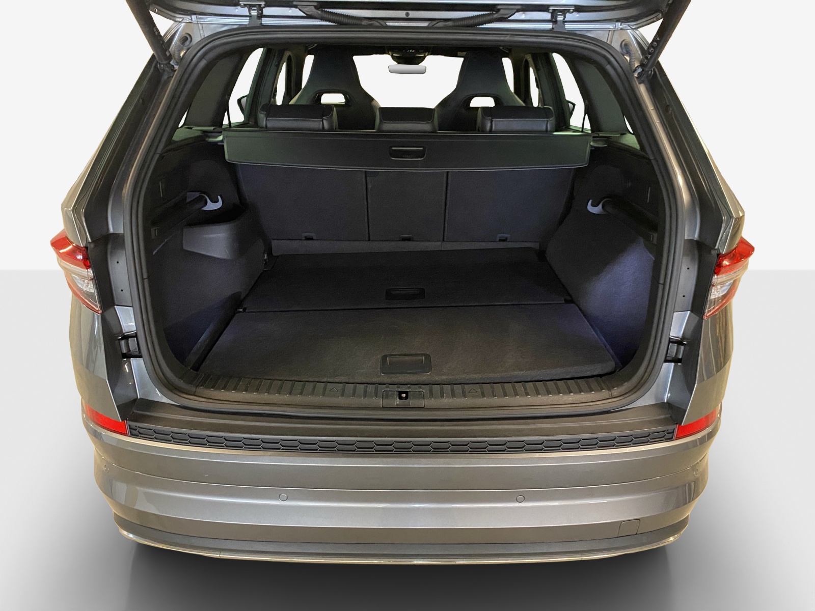 SKODA Kodiaq 2.0 TSI 4x4 SportLine-image-12