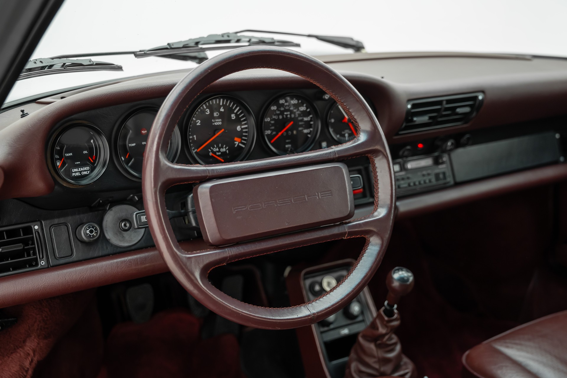 PORSCHE 911 Turbo Cabriolet-image-16