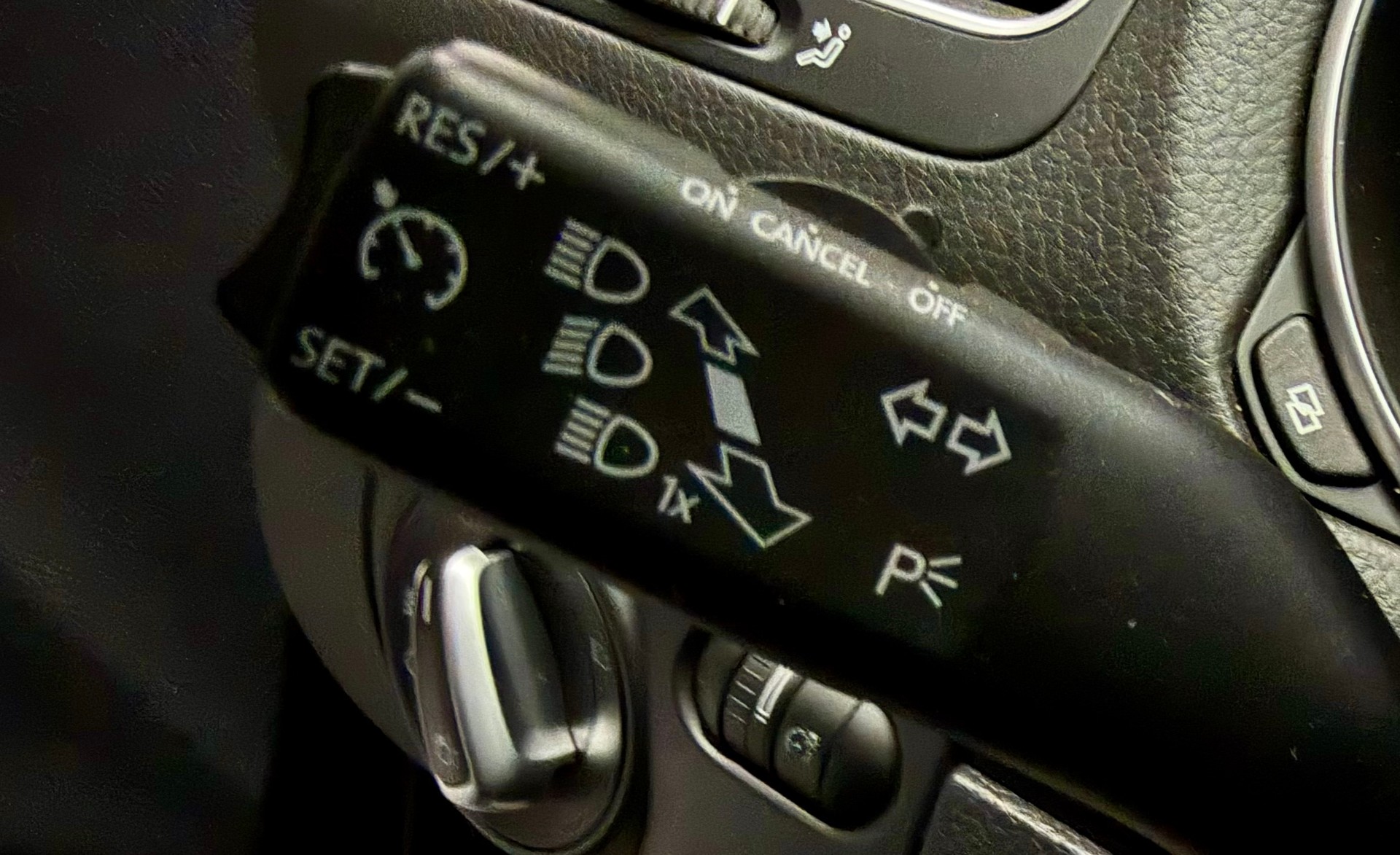 VW Golf 1.2 TSI BlueMotion Technology Comfortline DSG-image-6