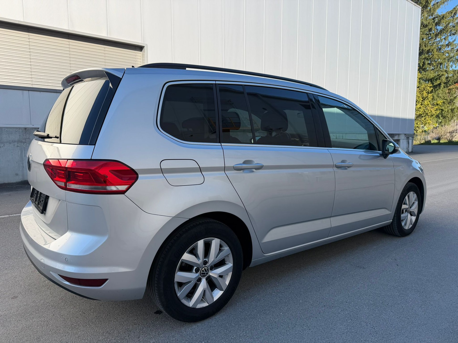 VW Touran 2.0 TDI BlueMotion Technology Comfortline DSG-image-4