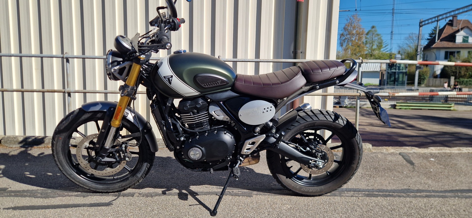 TRIUMPH Scrambler 400 X-showroom-element-3