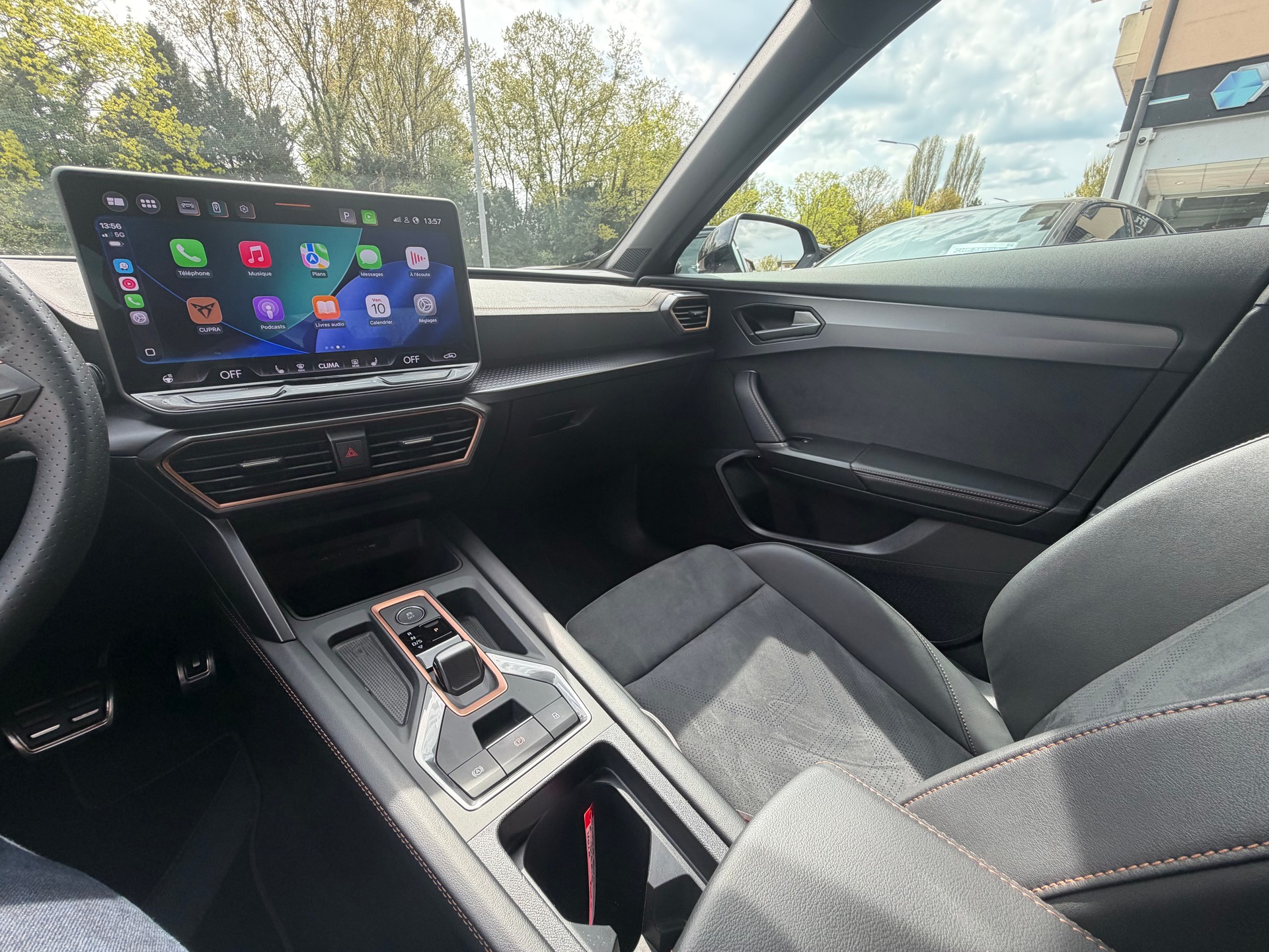 CUPRA Formentor 1.5 e-HYBRID pHEV VZ DSG-image-24