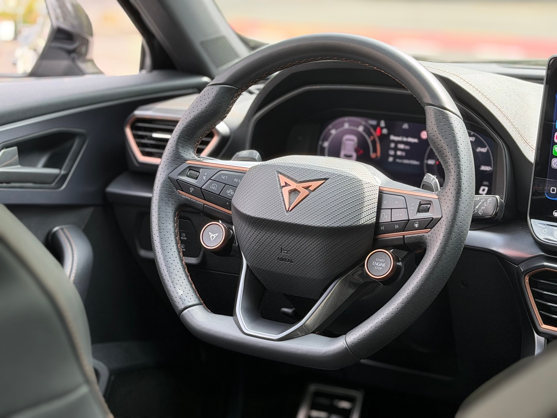 CUPRA Formentor 1.5 e-HYBRID pHEV VZ DSG-image-12