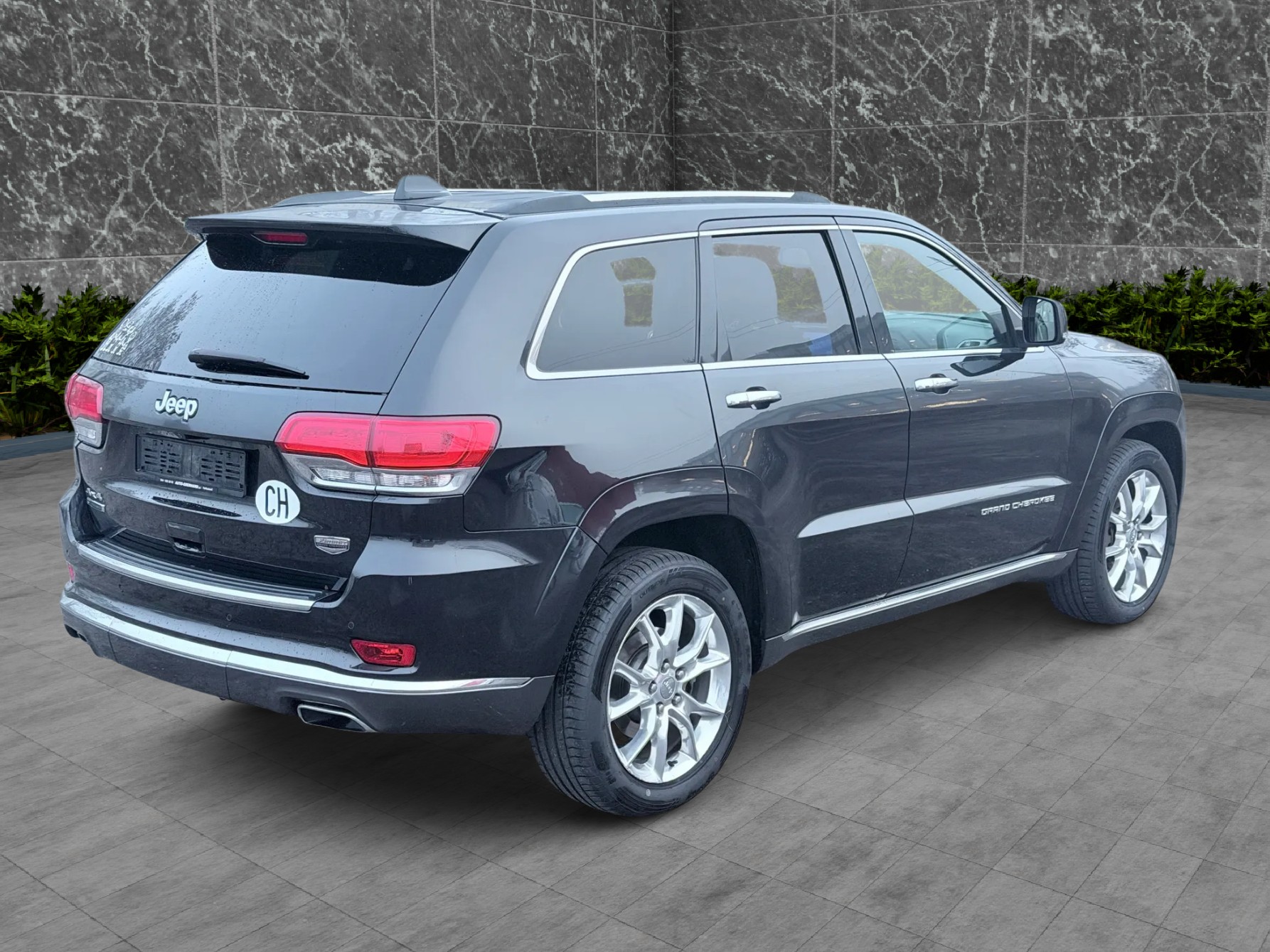 JEEP Grand Cherokee 3.0 CRD Summit Automatic-image-4