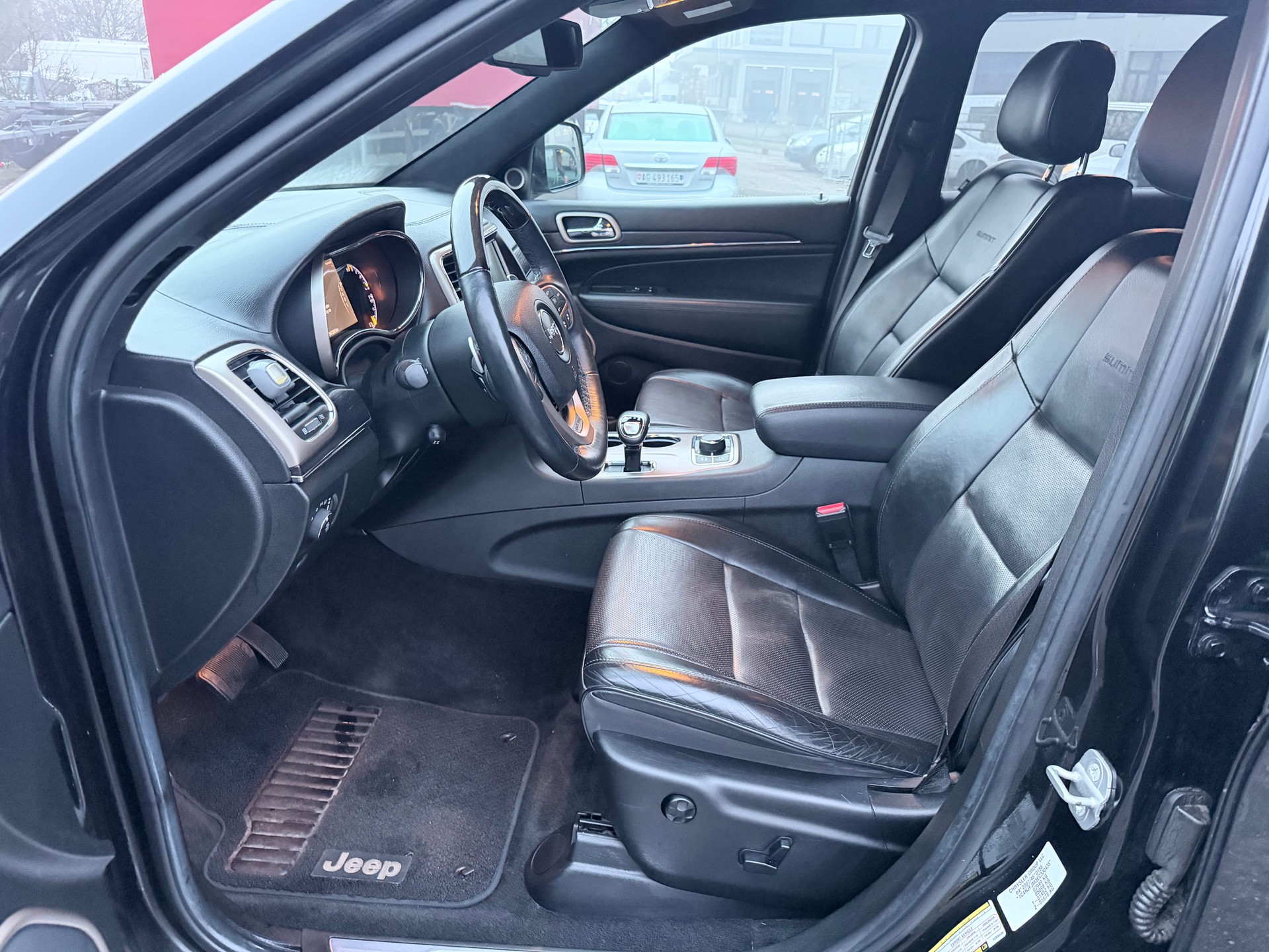 JEEP Grand Cherokee 3.0 CRD Summit Automatic-image-5