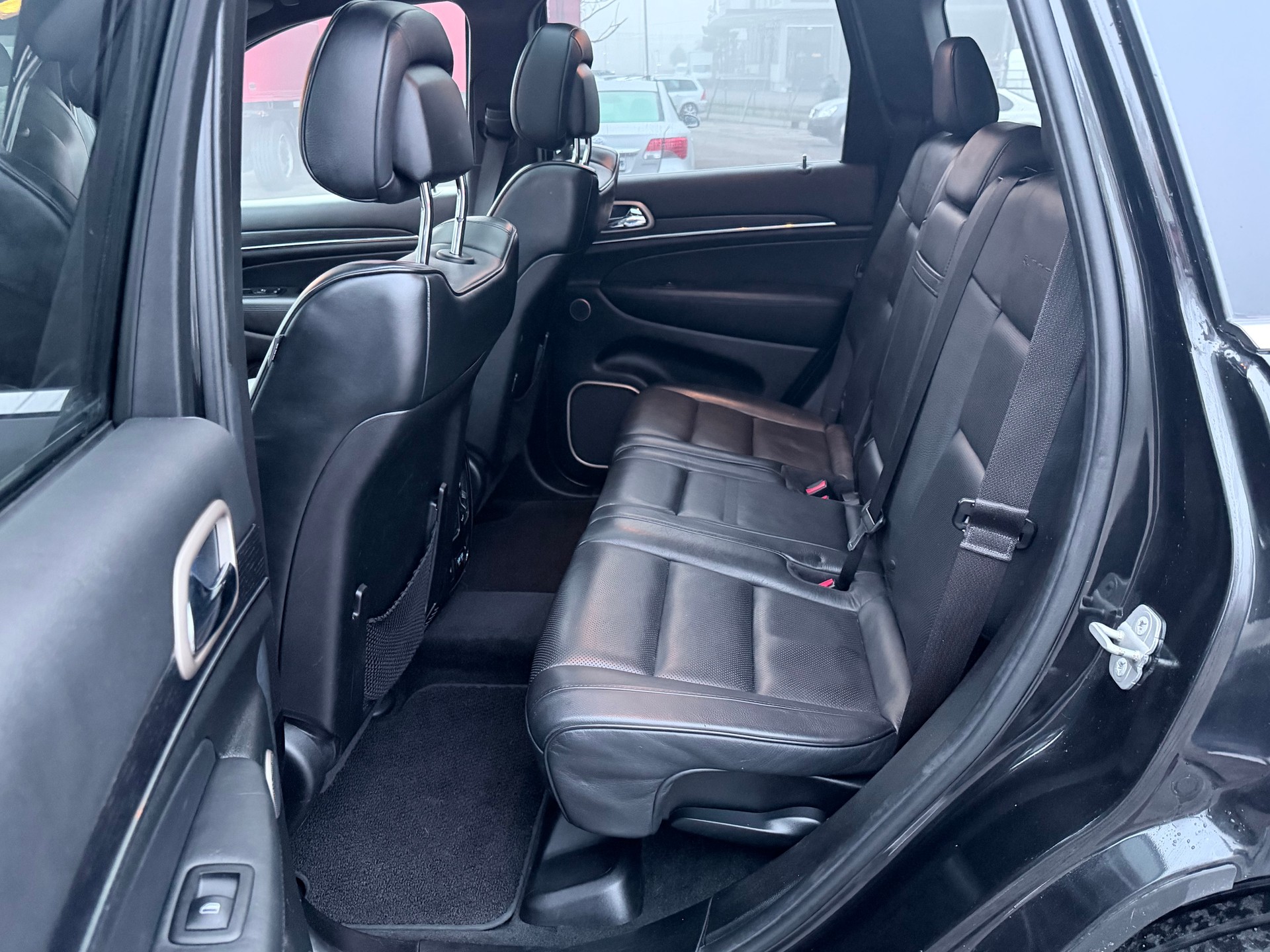 JEEP Grand Cherokee 3.0 CRD Summit Automatic-image-8