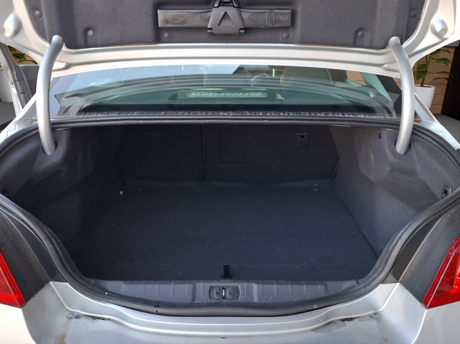 PEUGEOT 508 1.6 16V T Allure-image-7