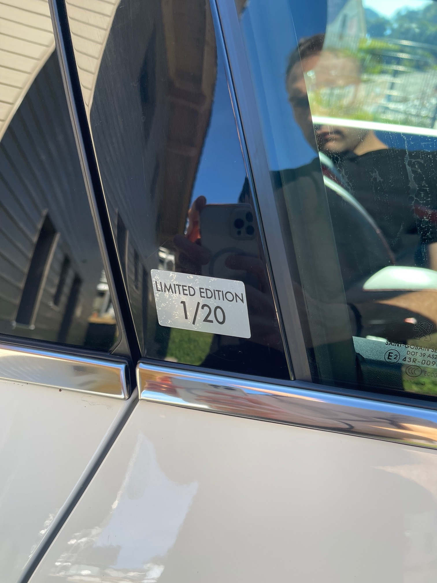 PEUGEOT 208 1.6 Turbo GTi-image-4