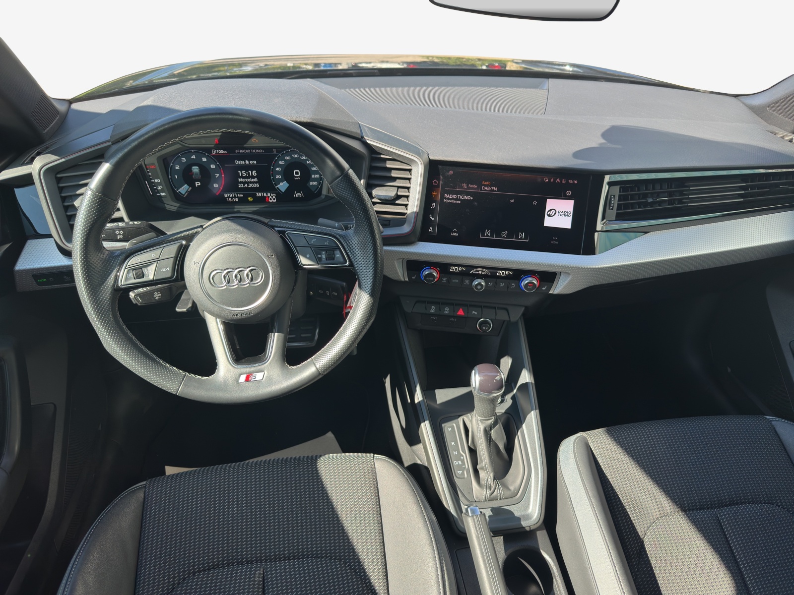 AUDI A1 Sportback 30 TFSI S Line Attraction S-tronic-image-8