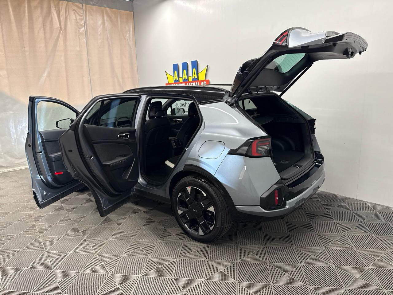 KIA Sportage 1.6T-GDi PHEV GT-Line-image-13