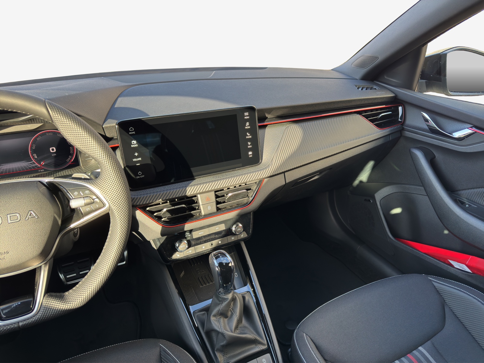 SKODA Scala 1.5 TSI Monte Carlo DSG-image-10