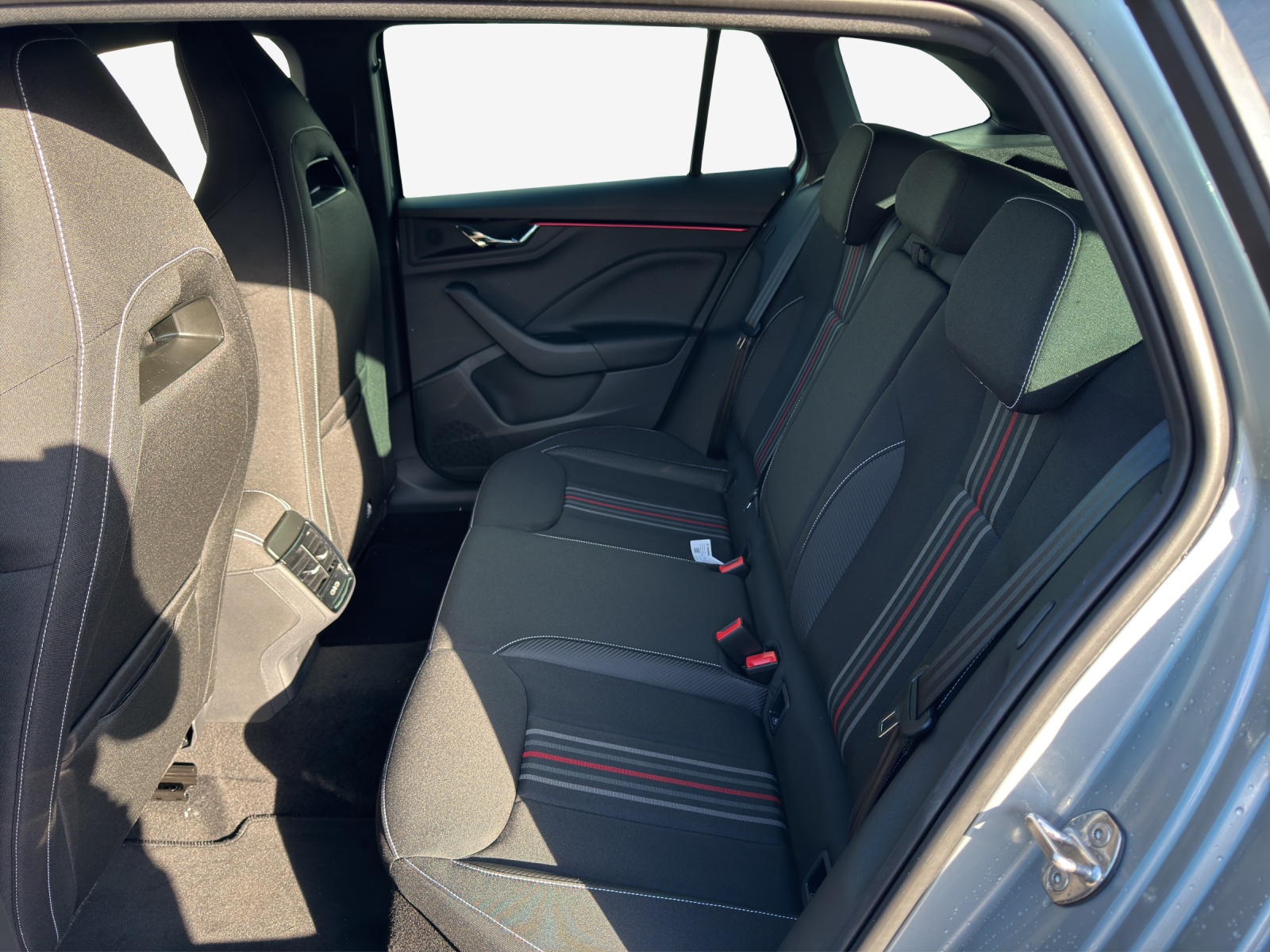 SKODA Scala 1.5 TSI Monte Carlo DSG-image-11