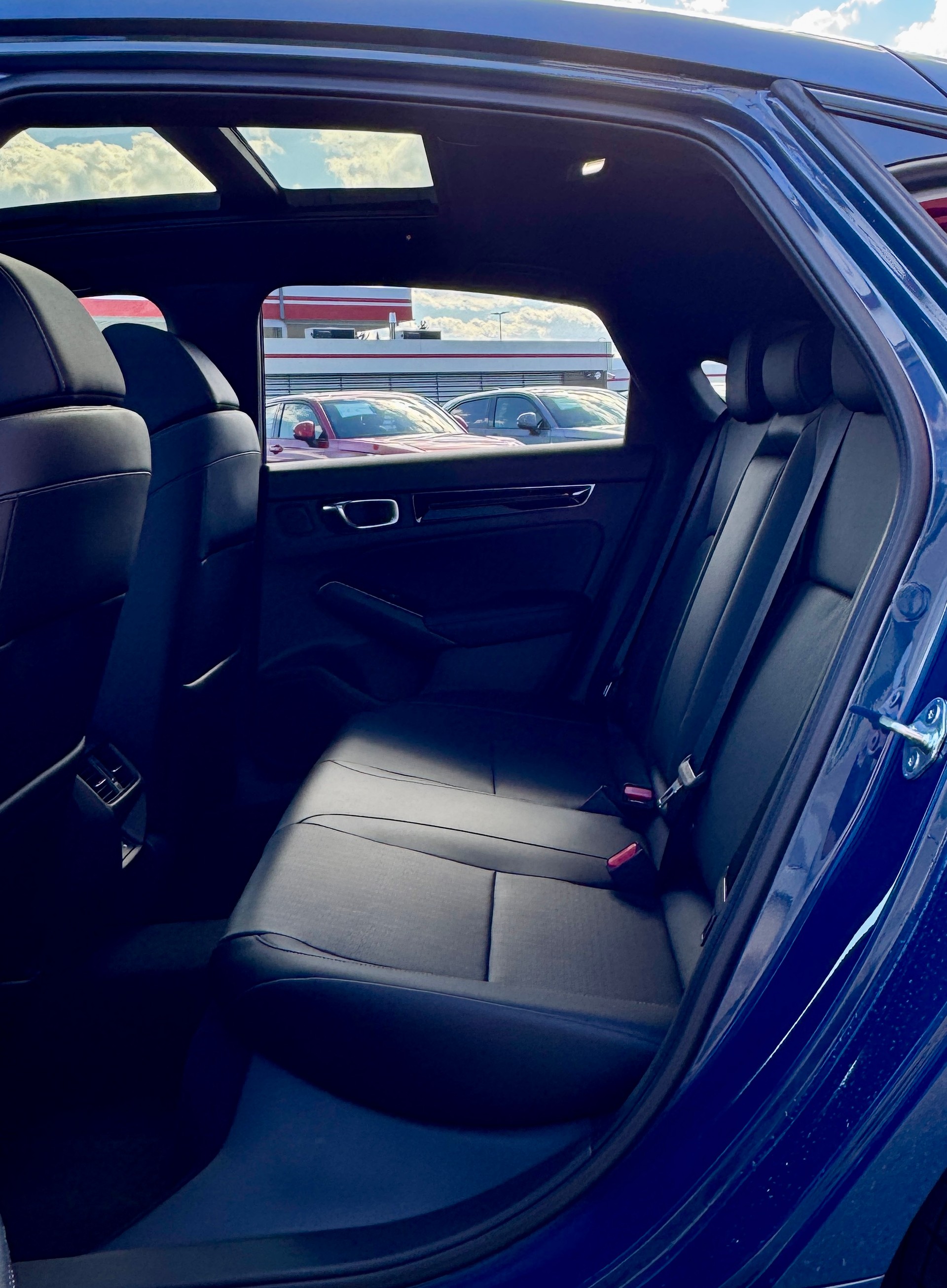 HONDA Civic 2.0 i-MMD HEV Advance 1.9% Leasing Aktion unschlagbar mit 8 Jahren Garantie-image-17
