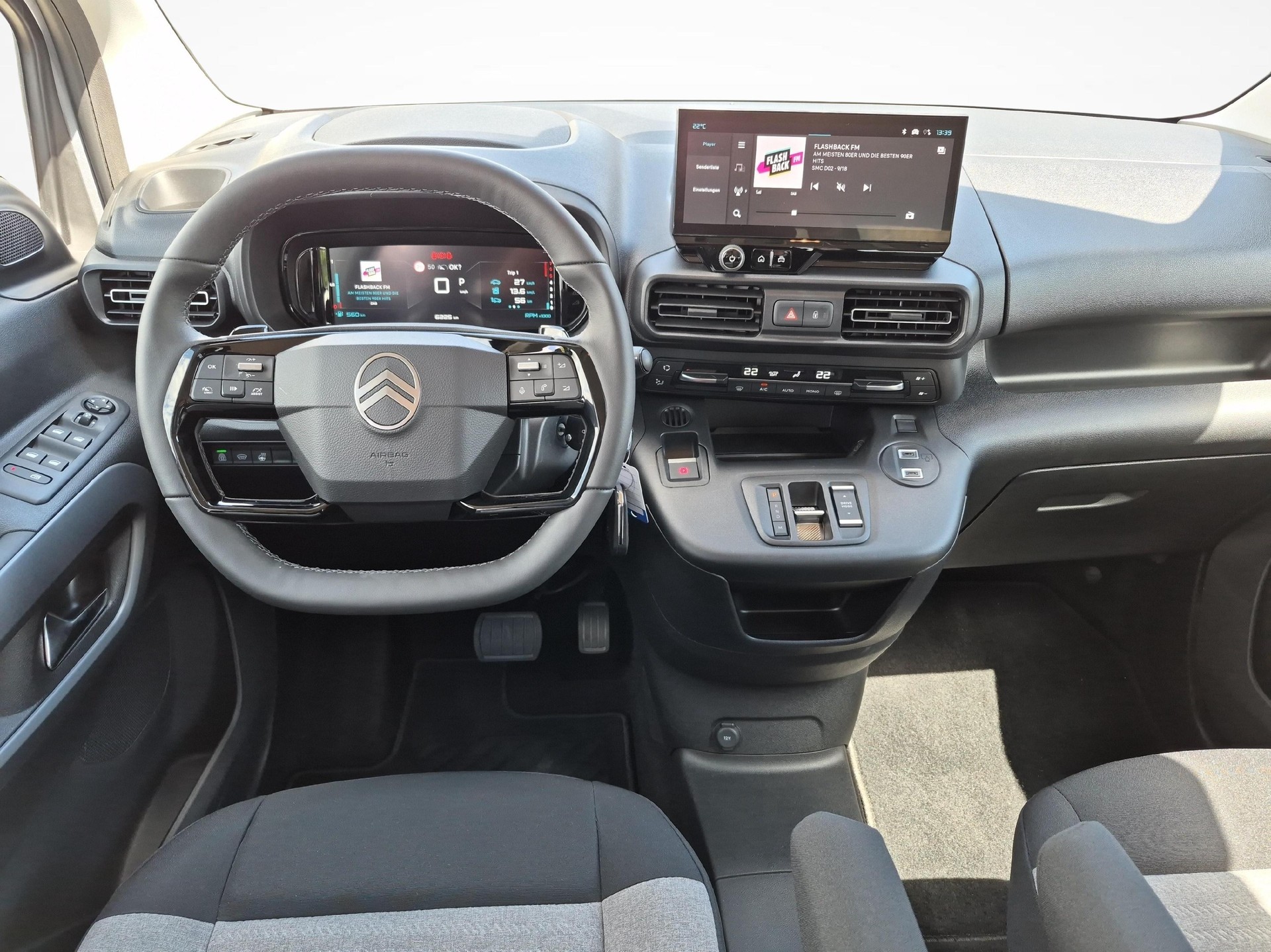 CITROEN Berlingo 1.5 BlueHDi 130 Max / Jetzt mit attraktivem 1.99% Leasing-image-8