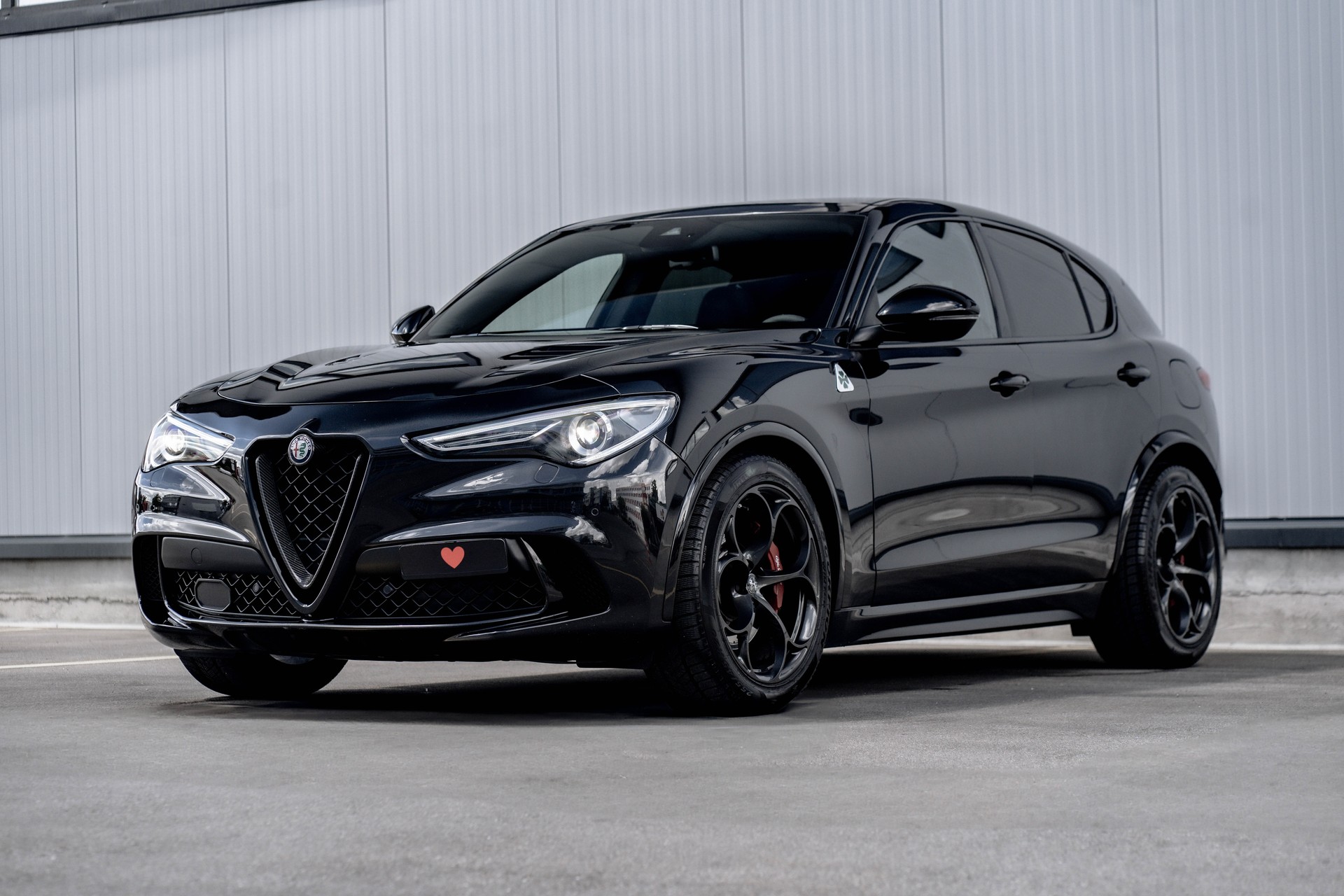 ALFA ROMEO Stelvio 2.9 V6 Quadrifoglio Q4 Automatic * FRISCH AB MFK * NEUE BREMSEN VO & HI * BREITER & TIEFER *-image-0