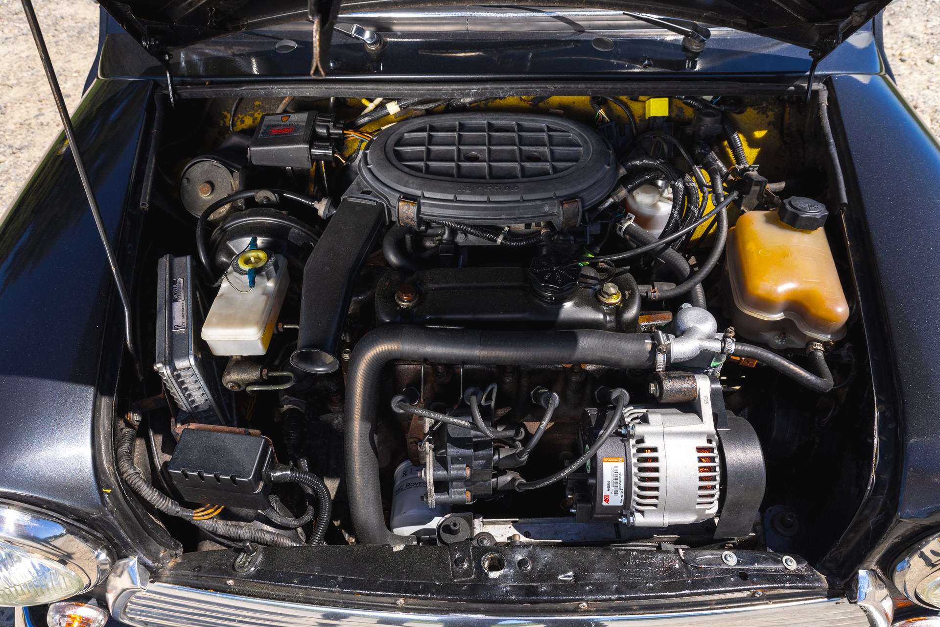 MINI 1997 Classic Cooper 1.3 MPI Brooklands-image-3