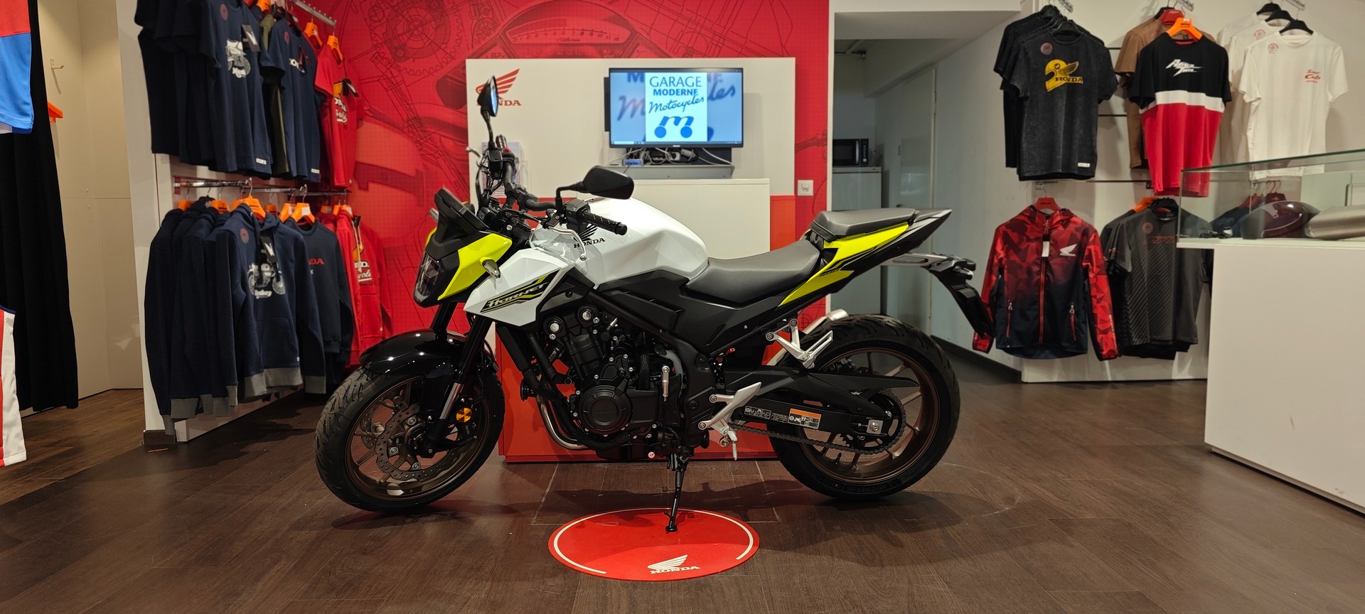 HONDA CB 500 Hornet E-Clutch-image-4
