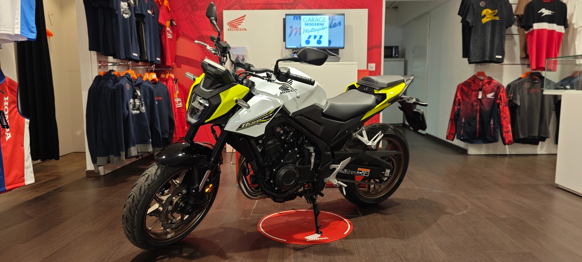 HONDA CB 500 Hornet E-Clutch-image-5