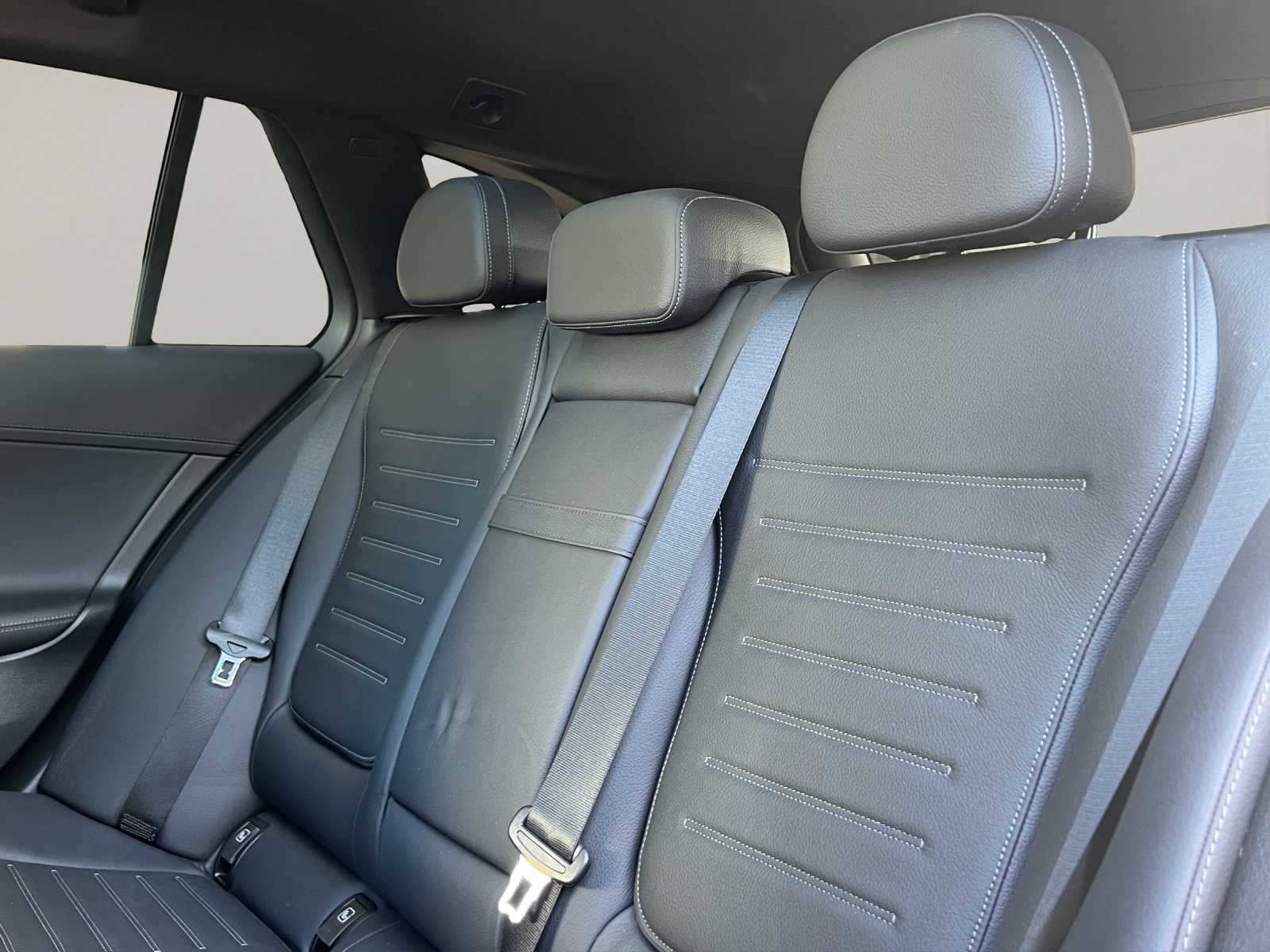 MERCEDES-BENZ C 43 AMG 4matic Kombi-image-14