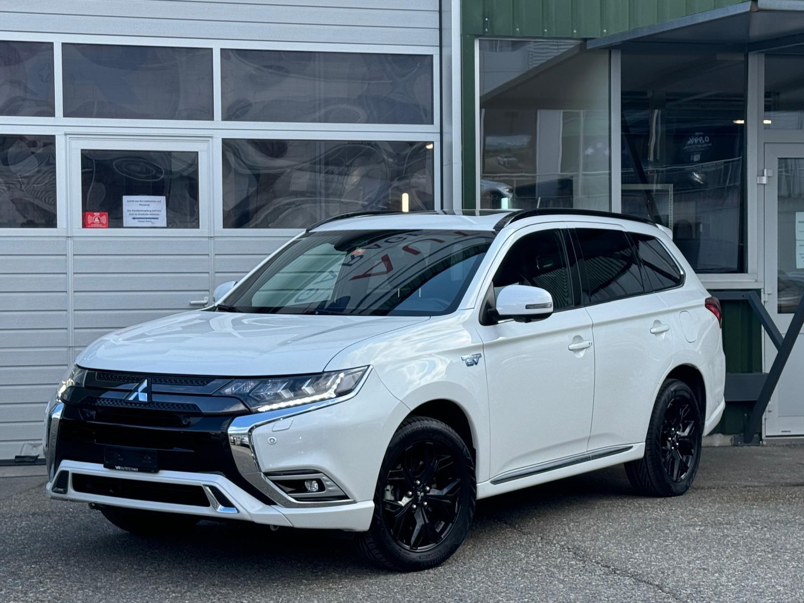 MITSUBISHI Outlander 2.4 PHEV Diamond S-Edition 4WD Automatic