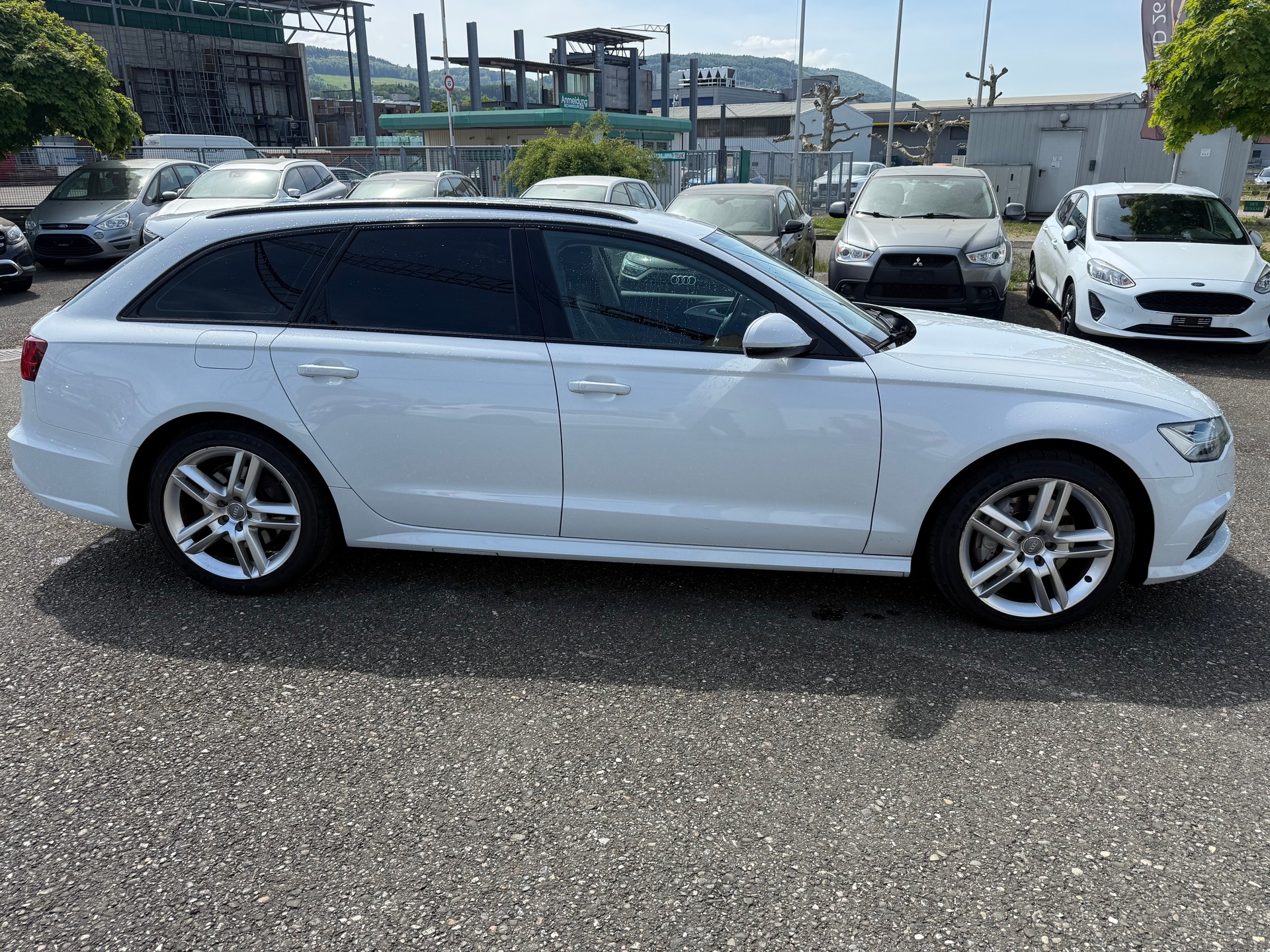 AUDI A6 Avant 3.0 TDI V6 quattro S-tronic-image-3