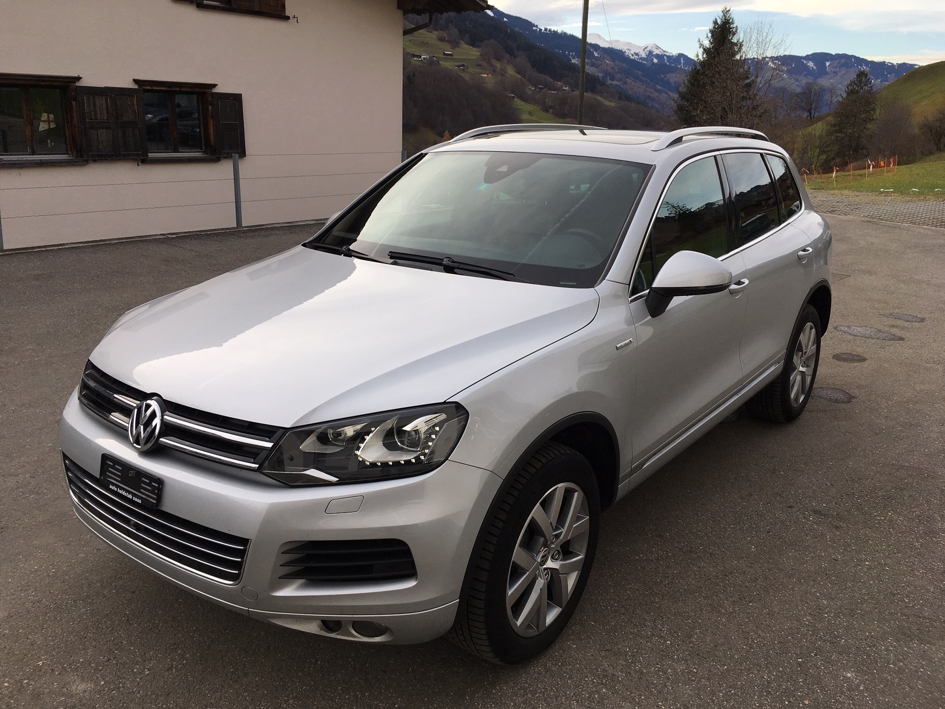 VW Touareg 3.0 TDI BMT Edition X Tiptronic-image-0