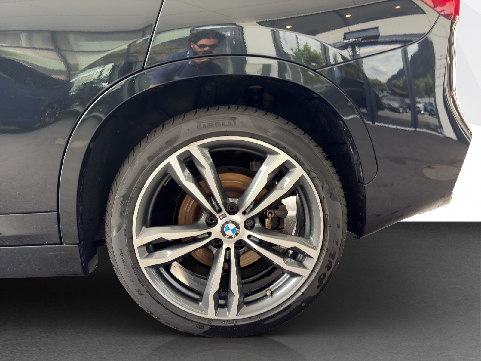 BMW X1 25i xDrive-image-21