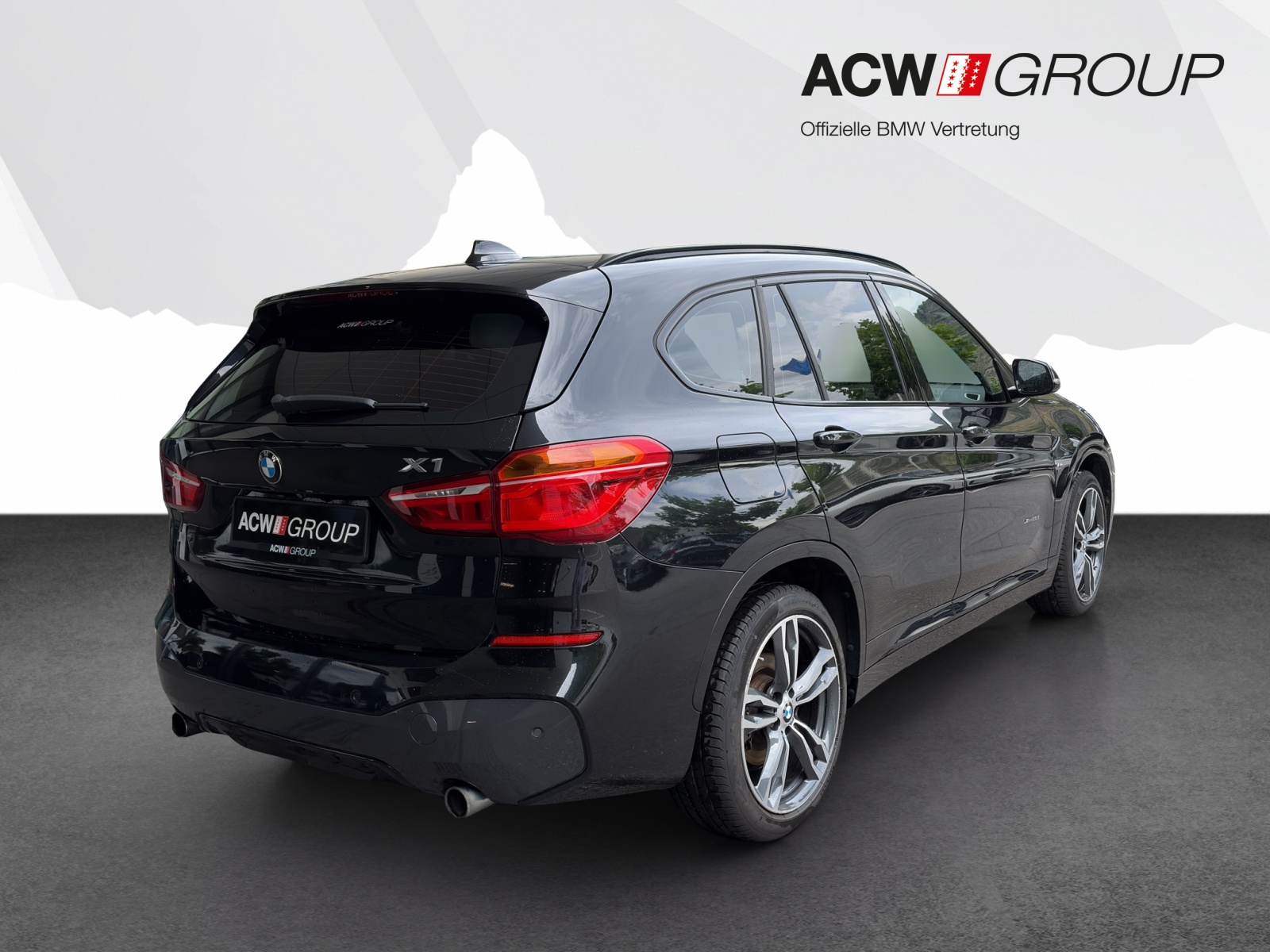 BMW X1 25i xDrive-image-4