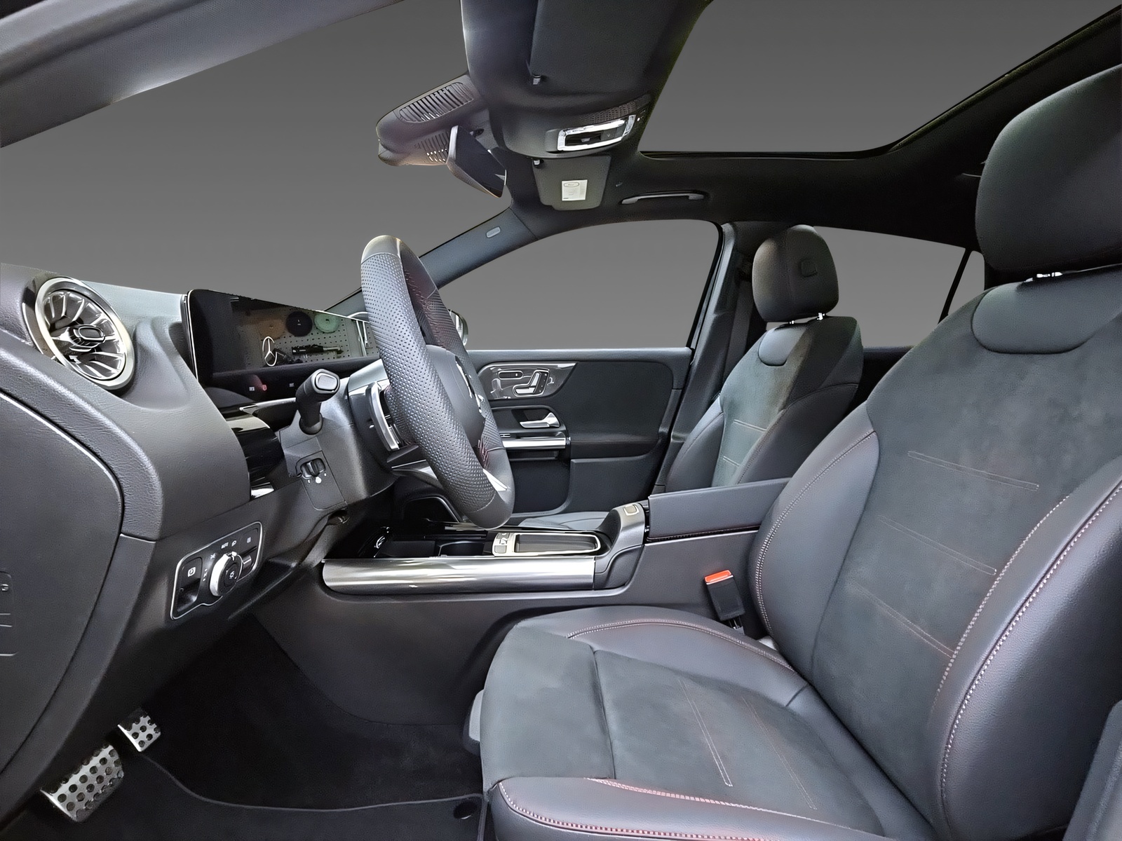 MERCEDES-BENZ GLA 220 d 4Matic Swiss Star-image-14