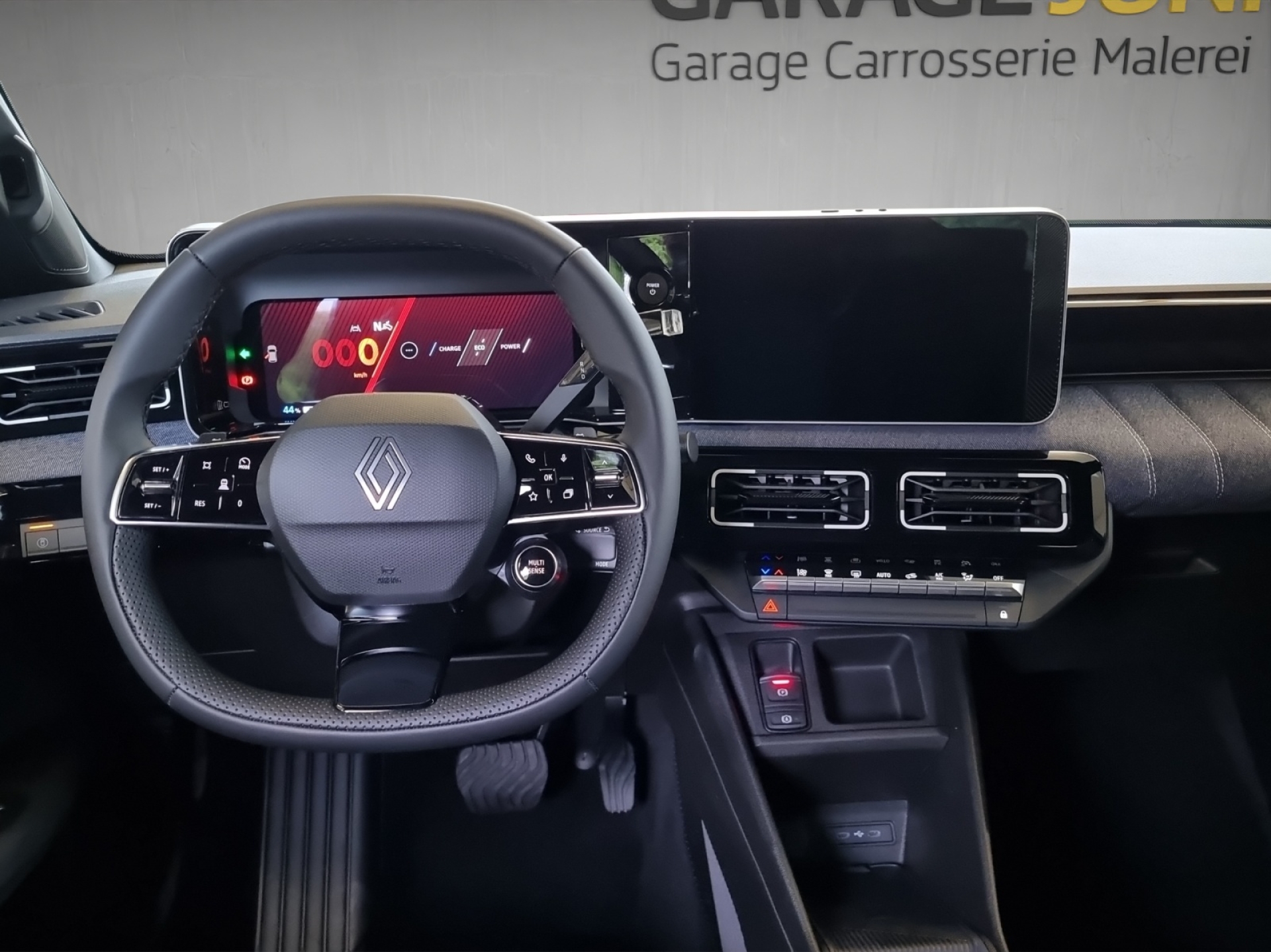 RENAULT R5 E-Tech-image-8