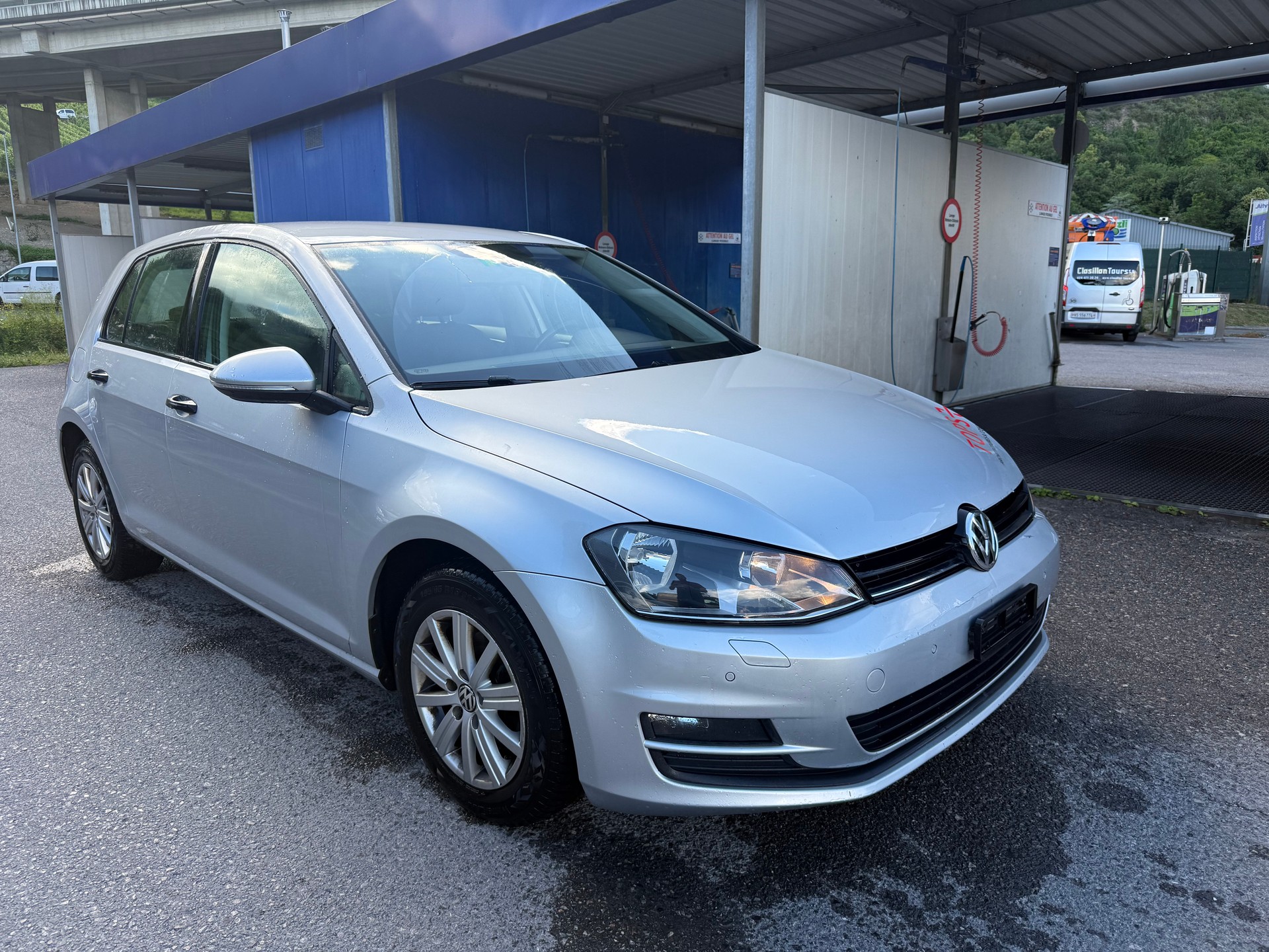 VW Golf 1.6 TDI Trendline-image-1