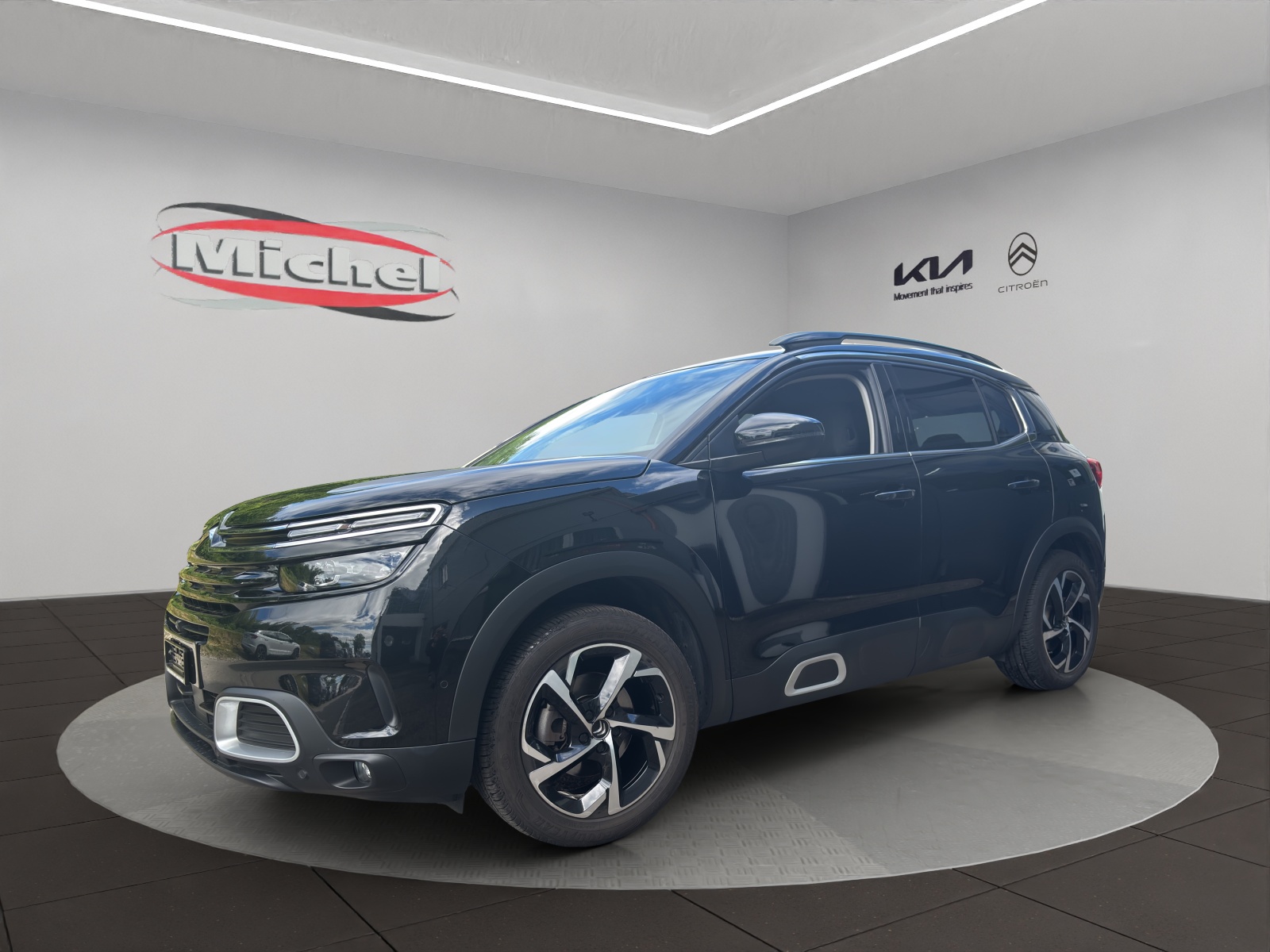 CITROEN C5 Aircross 1.5 BlueHD Shine EAT8 / inkl. Winterkompletträder Alu 17" / Rückfahrkamera 180° / Premium Occasion Garantie-image-1