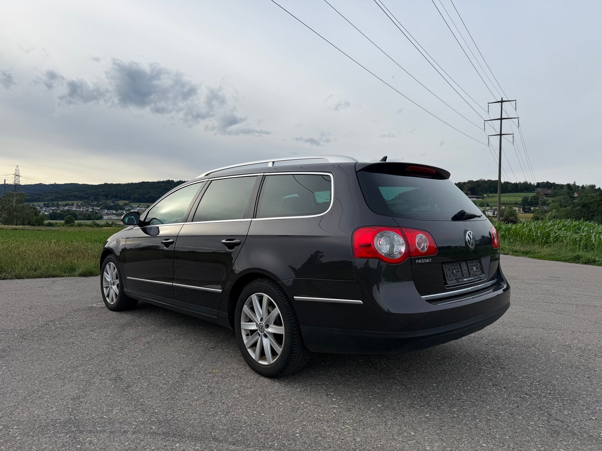 VW Passat Variant 1.4 EcoFuel Highline DSG-image-6
