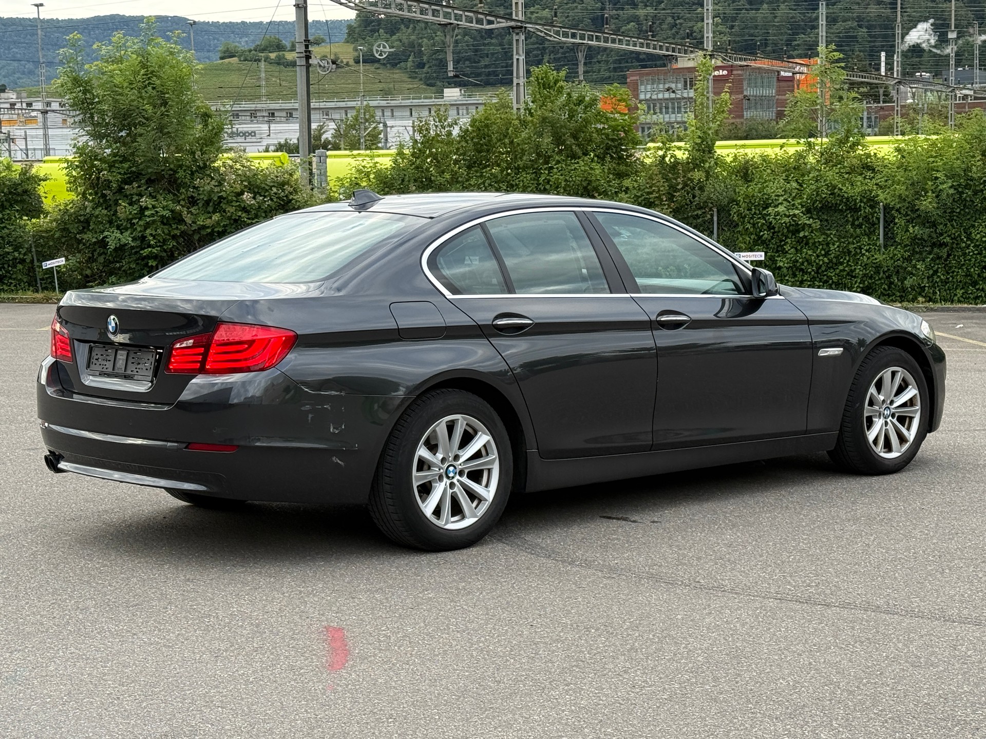 BMW 520d-image-7
