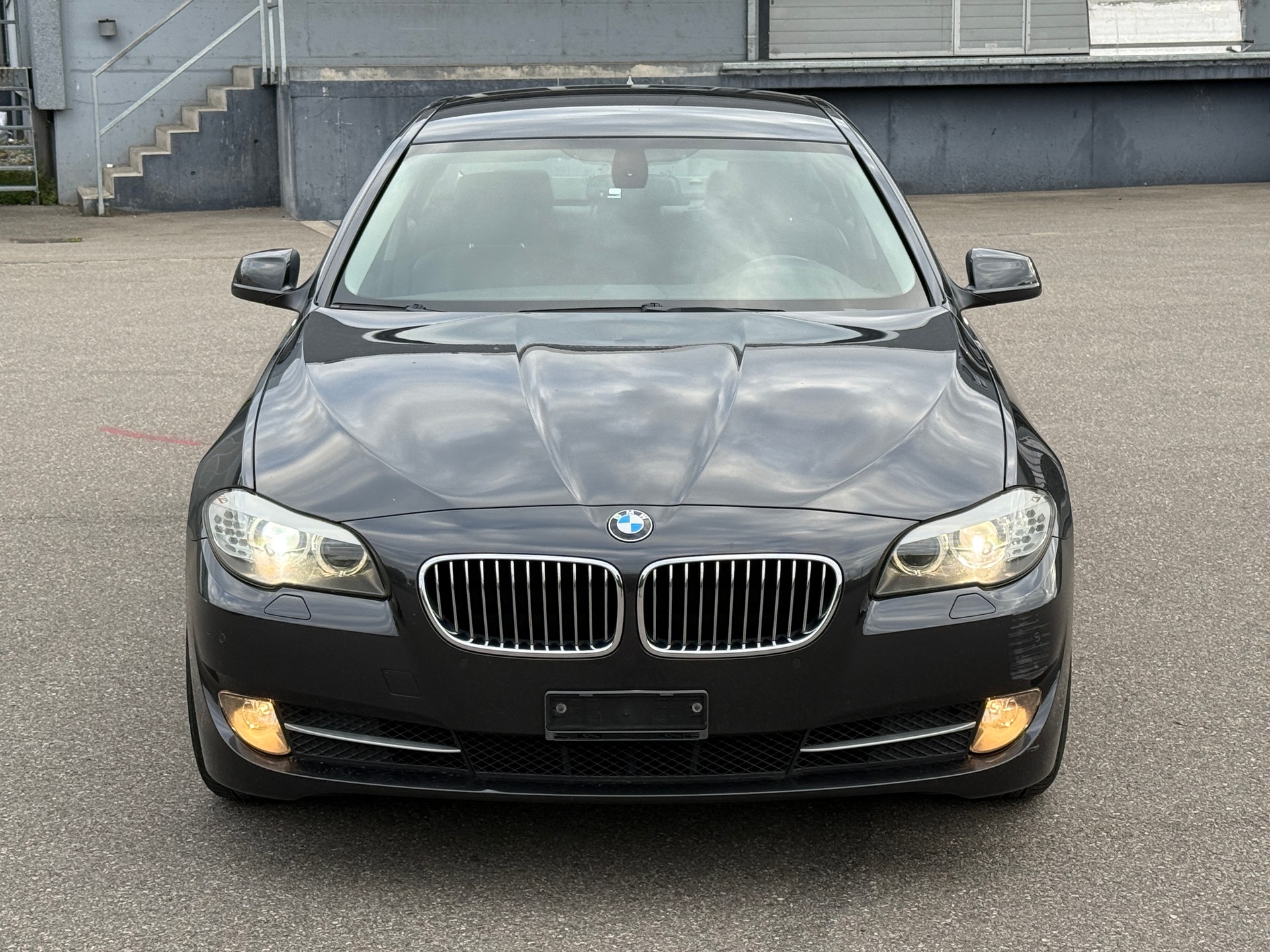 BMW 520d-image-1