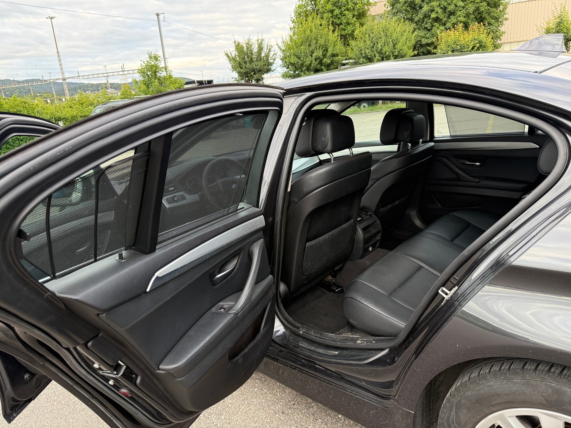 BMW 520d-image-12