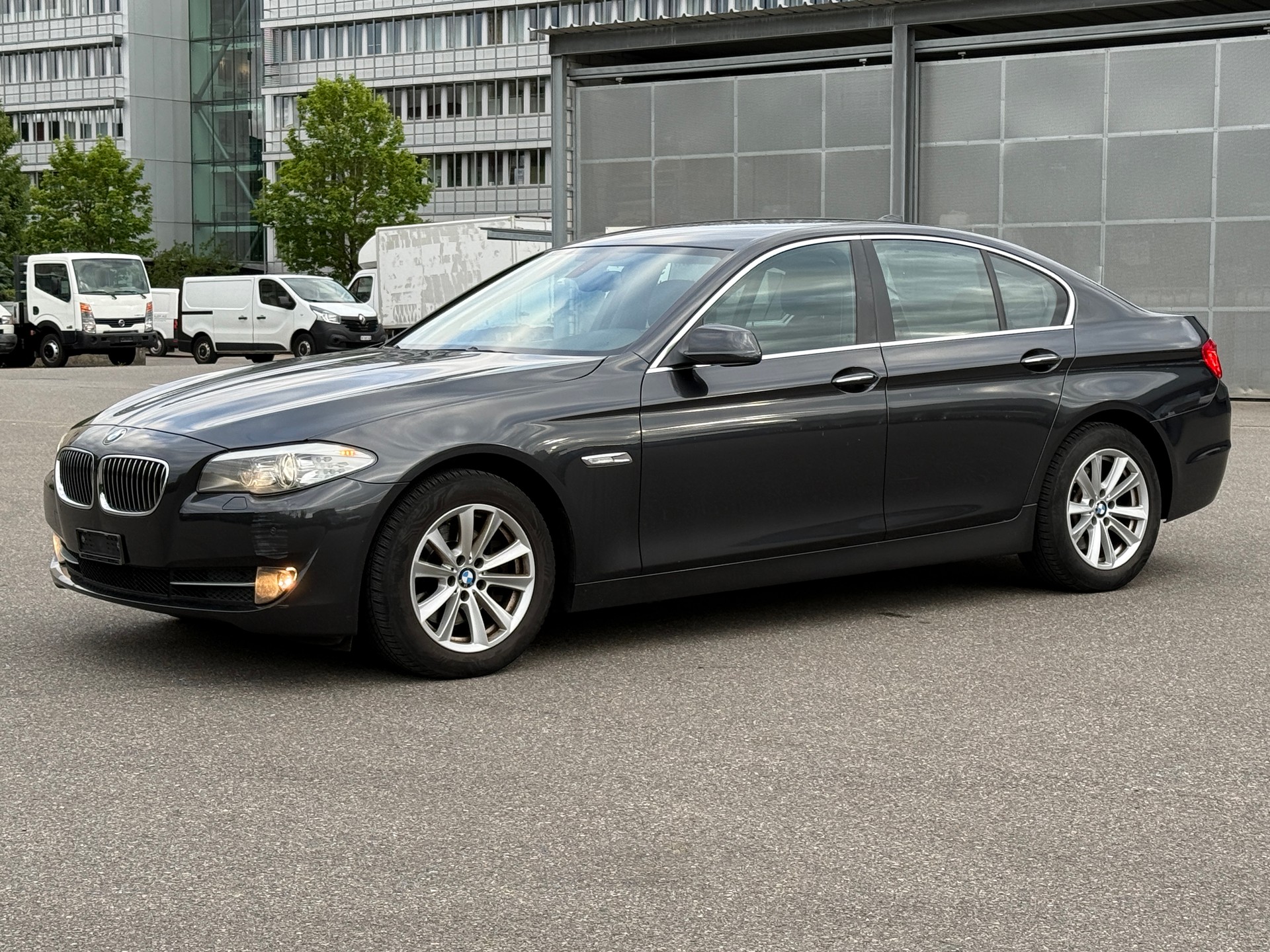 BMW 520d-image-3