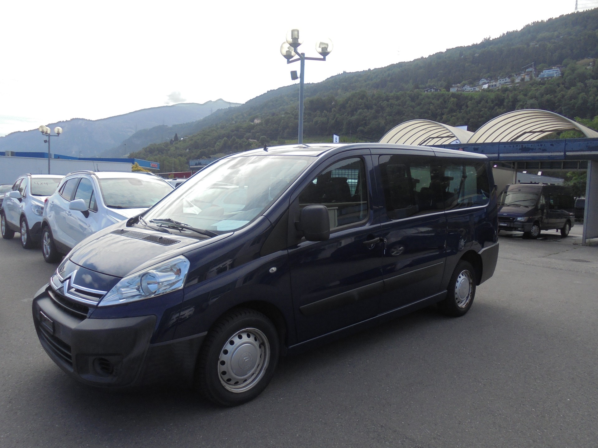 CITROEN Jumpy 2.0 HDi L2H1-image-1
