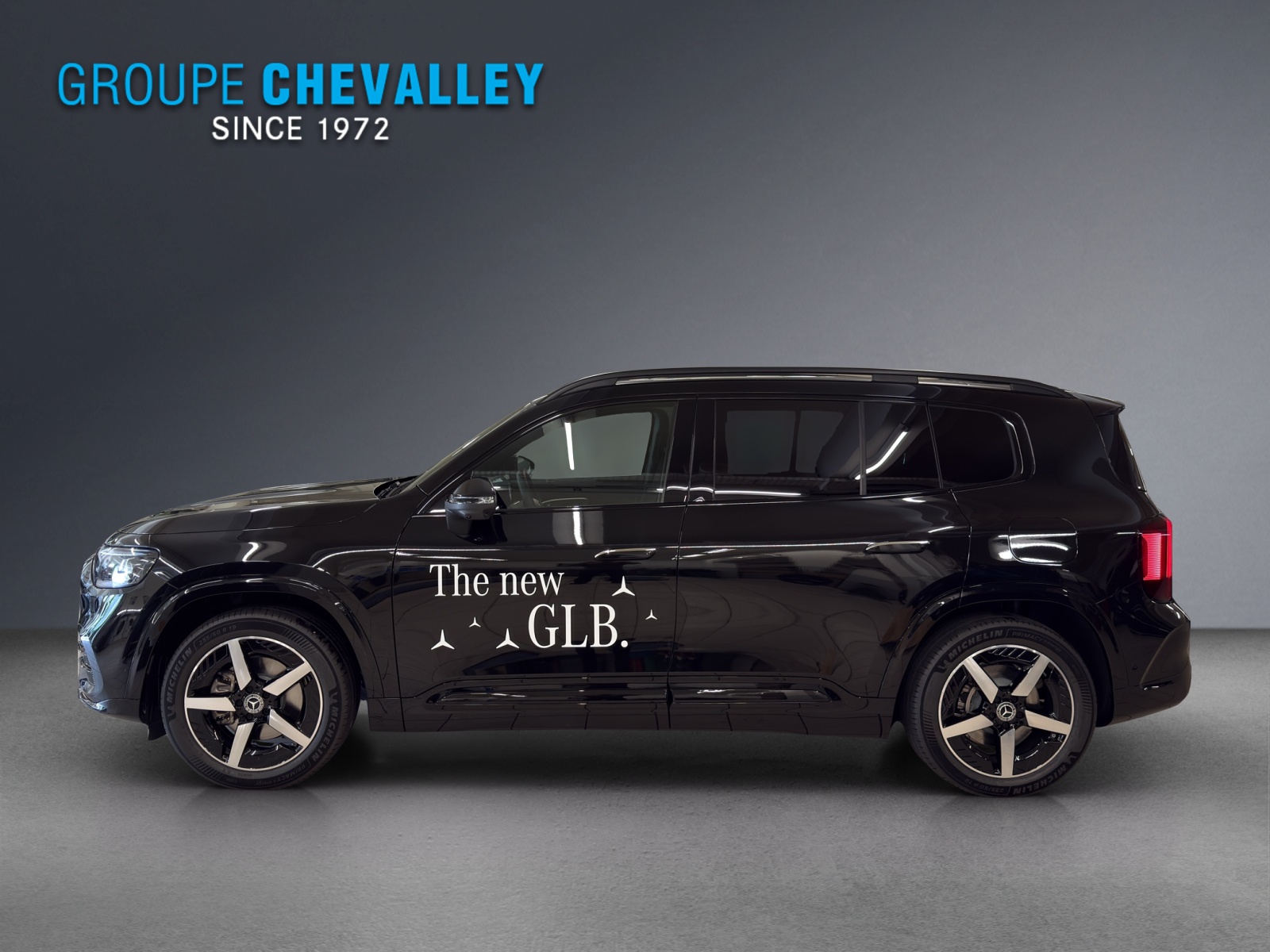 MERCEDES-BENZ GLB 220 4M-image-1