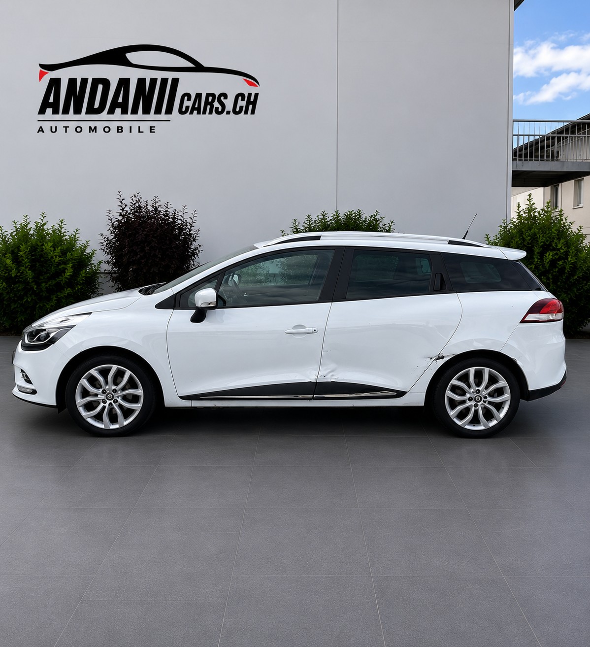 RENAULT Clio Grandtour 1.2 16V T Swiss Edition-image-0