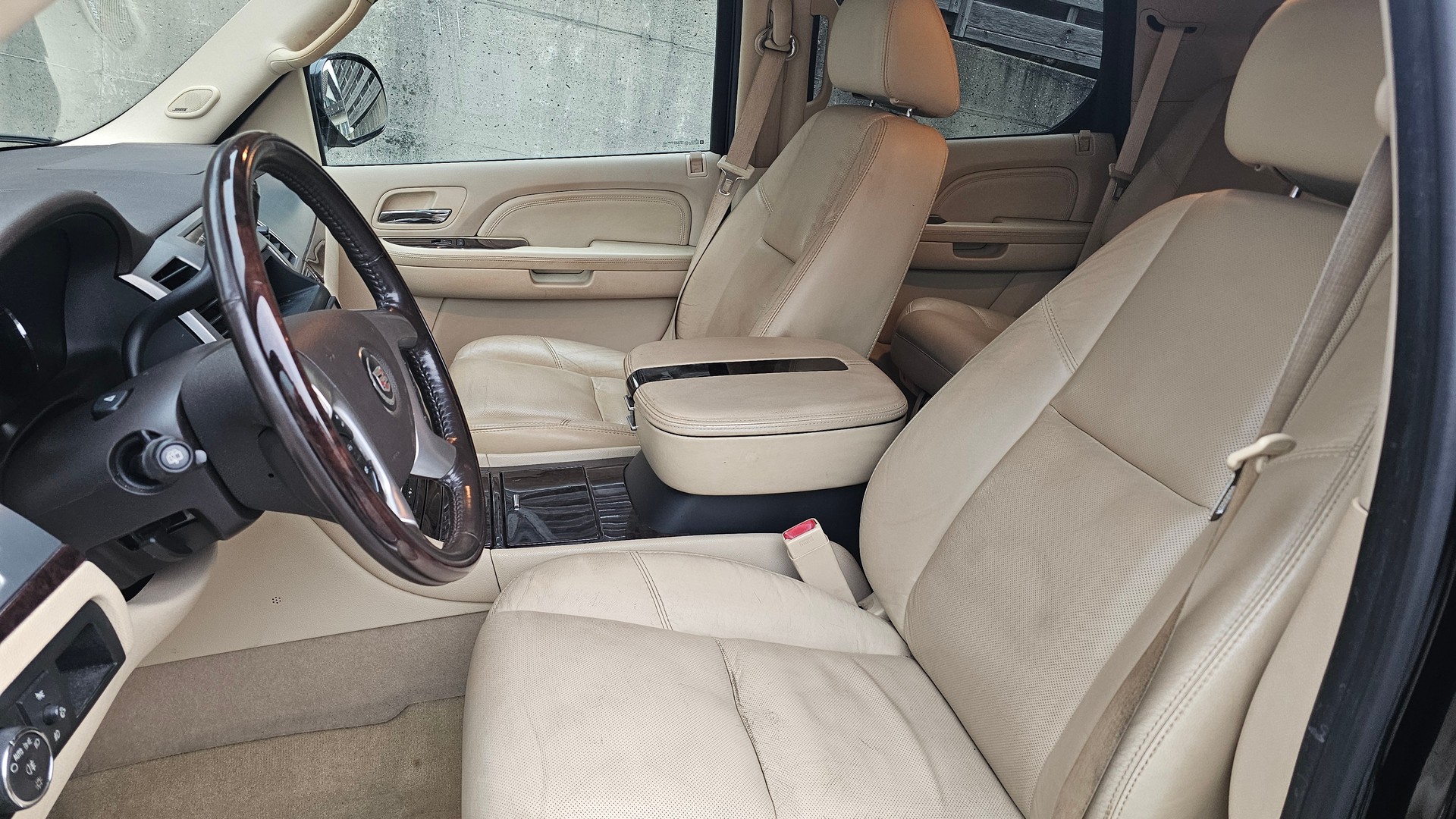 CADILLAC Escalade 6.2 Elegance-image-6