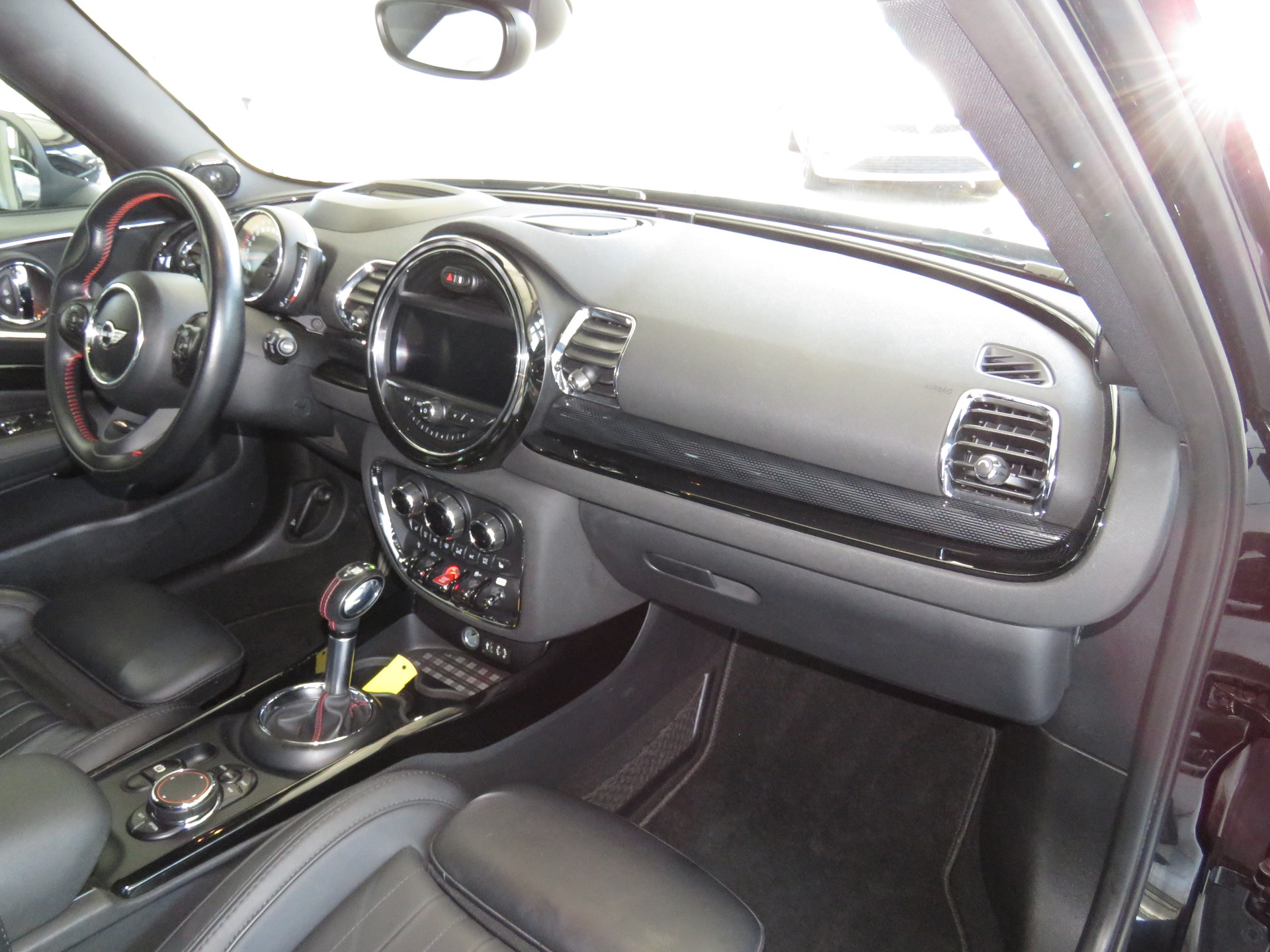 MINI Clubman Cooper John Cooper Works ALL4 Steptronic-image-11