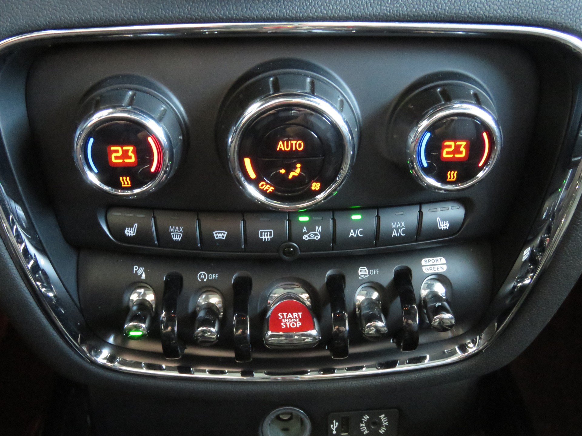 MINI Clubman Cooper John Cooper Works ALL4 Steptronic-image-20