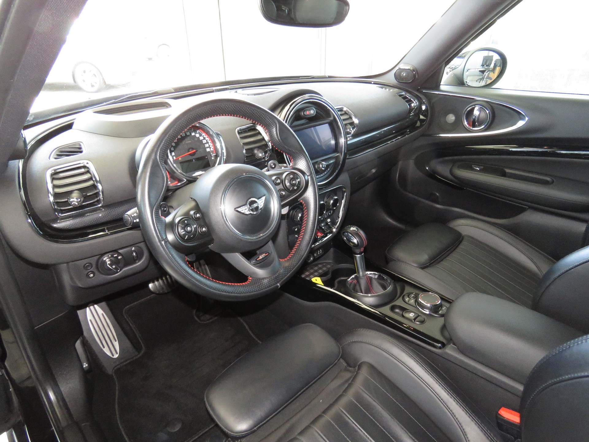 MINI Clubman Cooper John Cooper Works ALL4 Steptronic-image-6