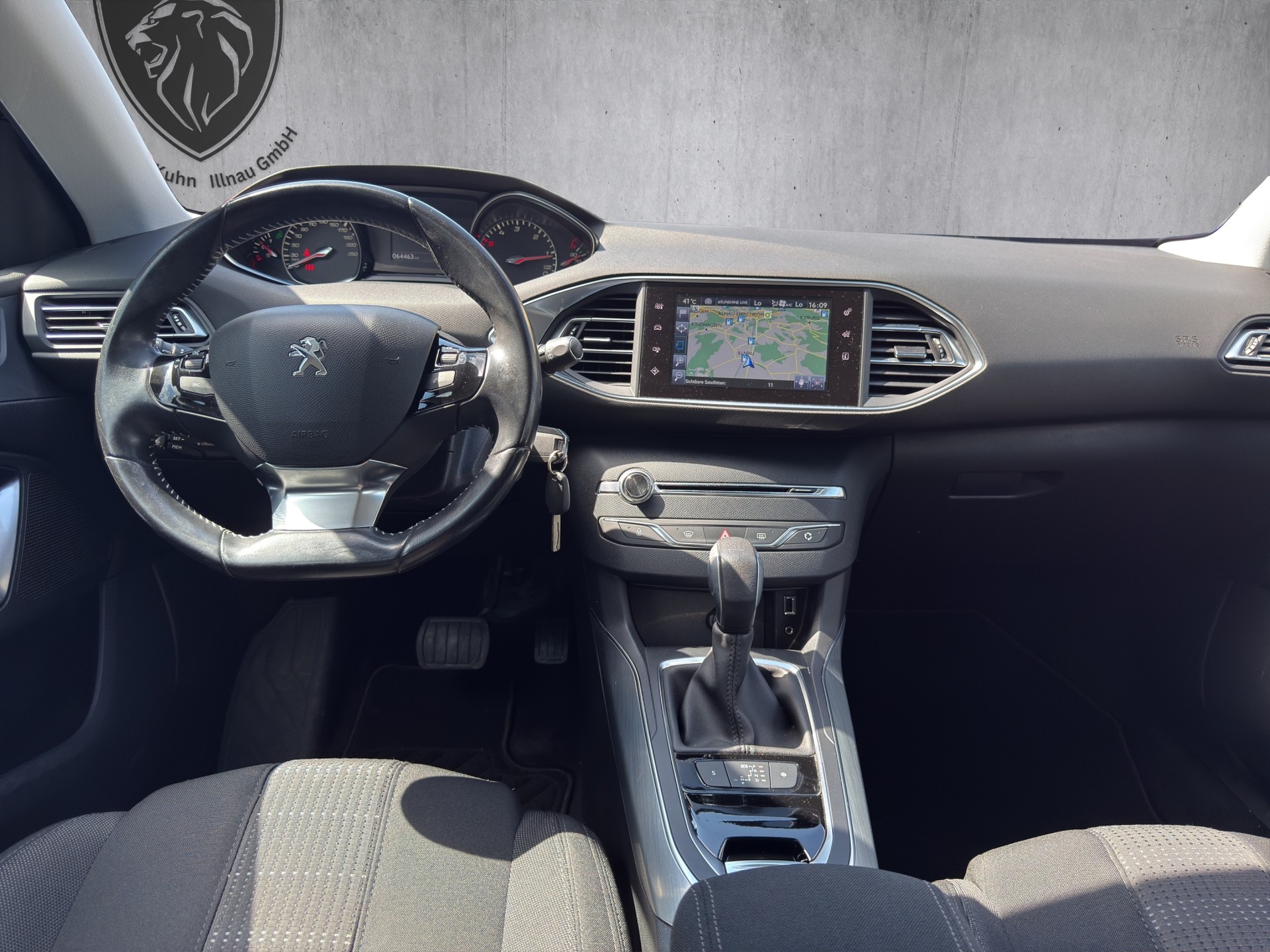 PEUGEOT 308 1.6 BlueHDi Allure-image-11