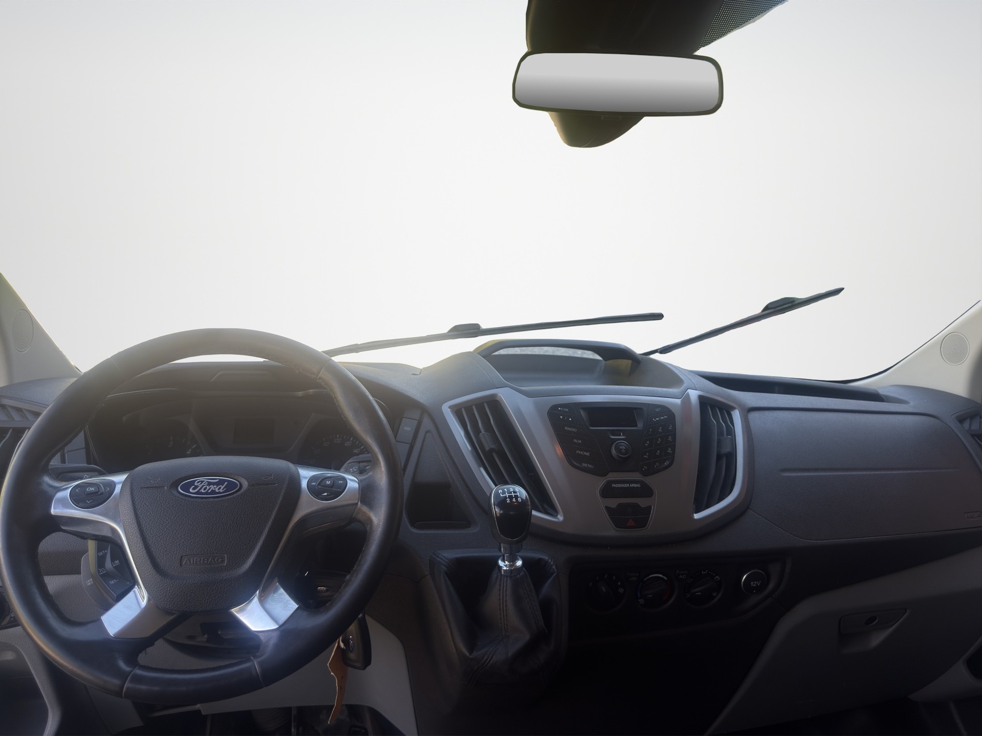 FORD Transit 350 L5 Trend 2.0 TDCi 170 RWD-image-9