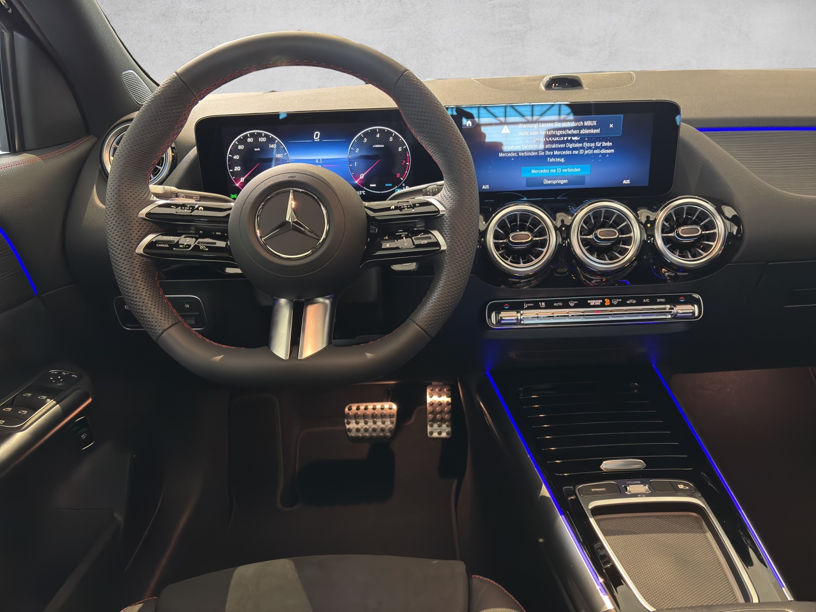 MERCEDES-BENZ GLA 250 4Matic 8G-DCT Swiss Star-image-10