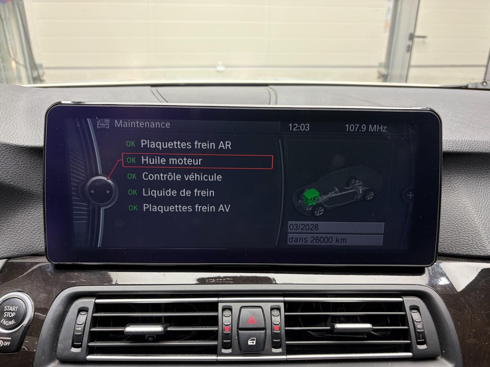 BMW 530d xDrive Touring Steptronic-image-25