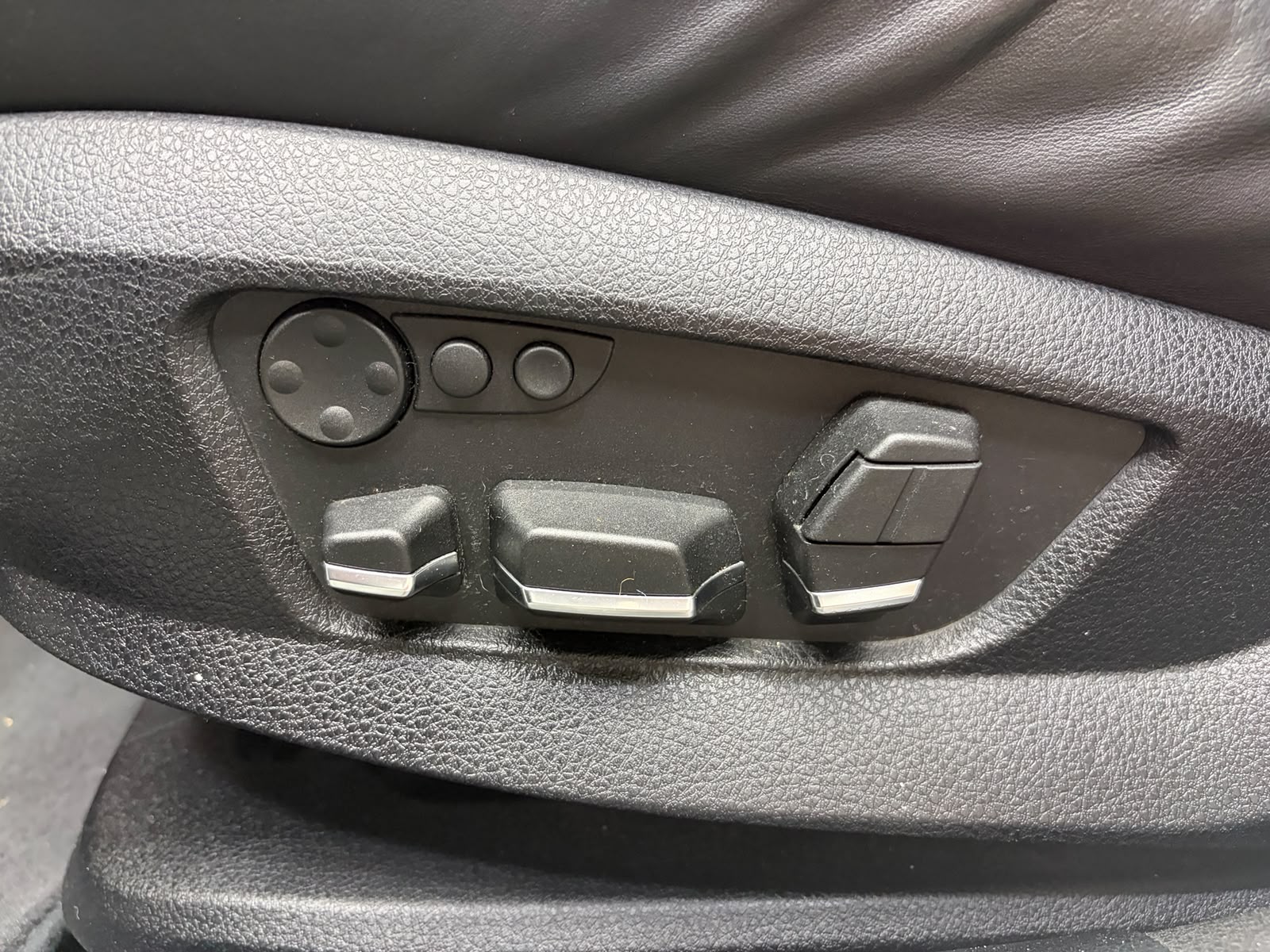 BMW 530d xDrive Touring Steptronic-image-10