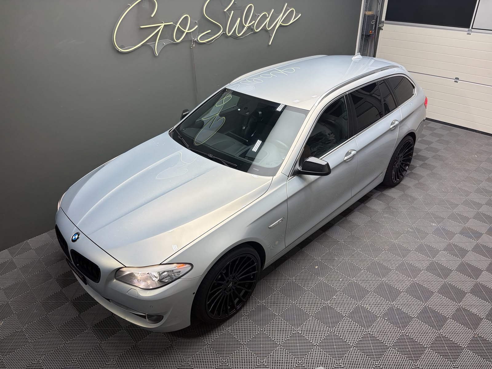 BMW 530d xDrive Touring Steptronic-image-5